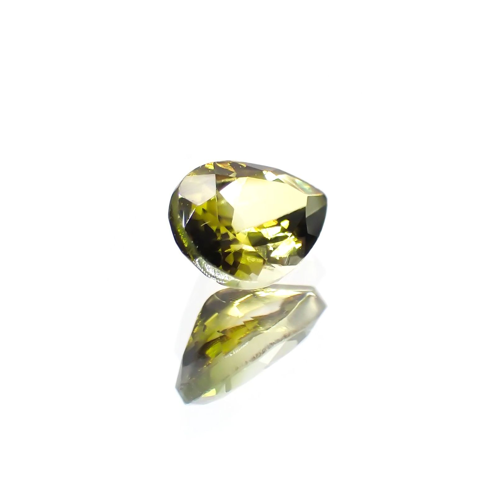 バイカラートルマリン(宝石名バイカラー・トルマリン) ブラジル/アフリカ産 0.56ct 識別済[211013574]6.6×4.5mm前後