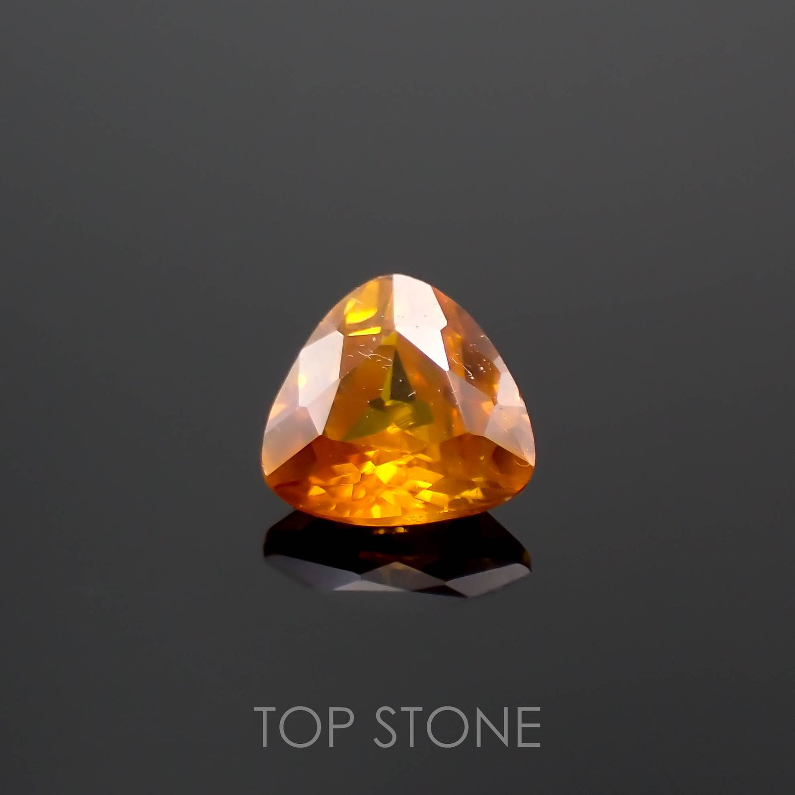 スファレライト スペイン産 0.55ct[221119152]4.9x5.2mm前後