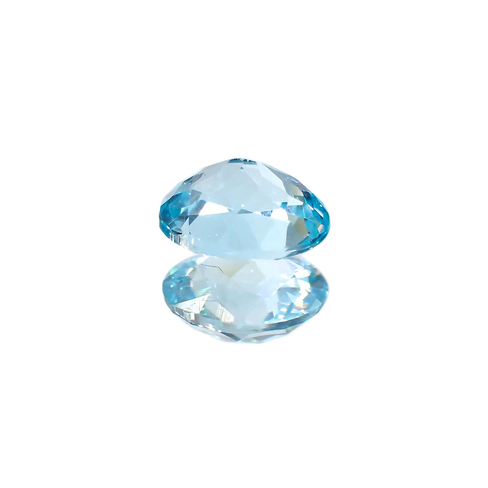 アパタイト(宝石名アパタイト) マダガスカル産 0.87ct  識別済[211013523]6.9×5.4mm前後