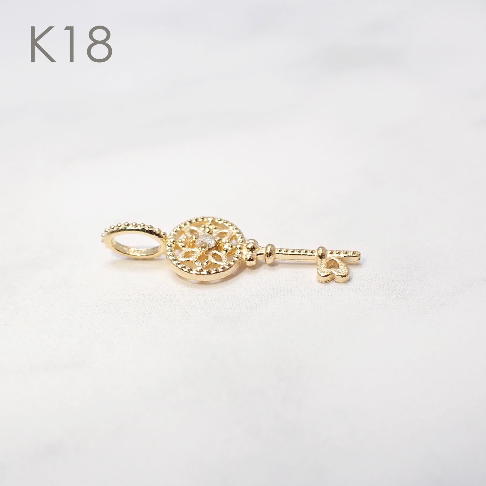 ◇K18/K10 Beata（ビィータ）◇アンティークキー [ラッキーチャーム/ペンダントトップ※チェーン別売り]