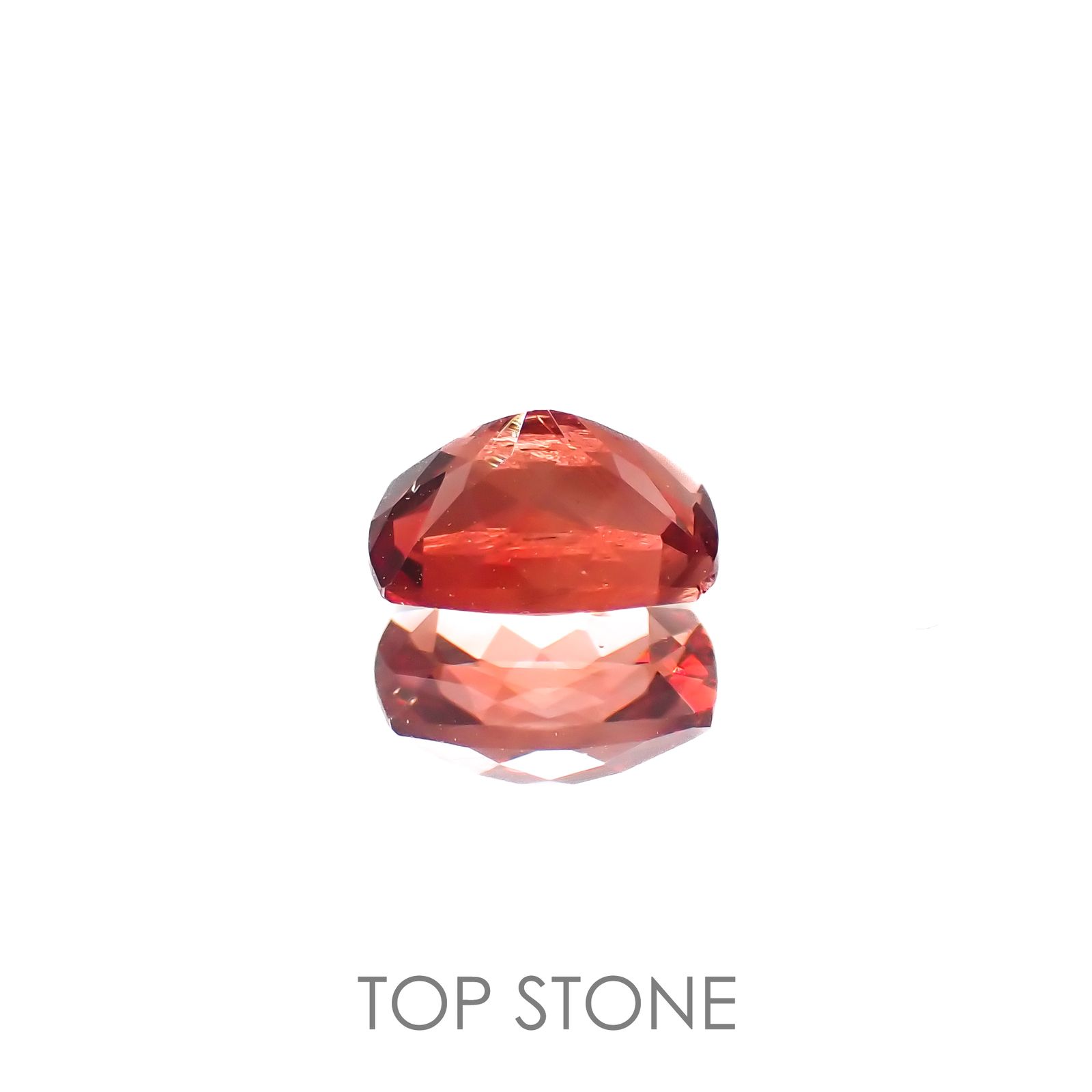 レッドラブラドライト(宝石名ラブラドライト)エチオピア産 0.84ct 識別済[221018261]7x5mm前後