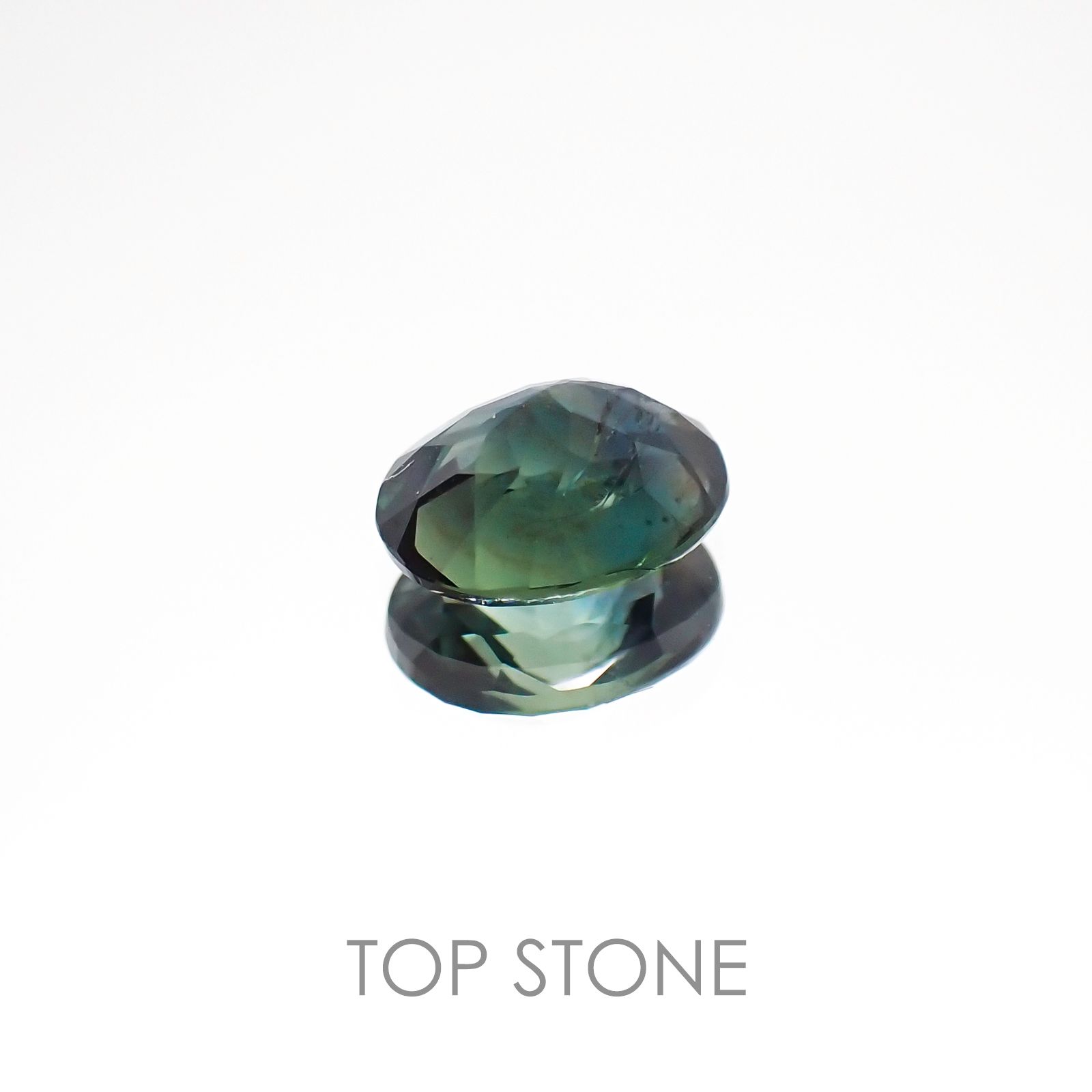 ゴールドシーンサファイア 非加熱 ケニア産 ルース 0.82ct[20107112]6.3×4.8mm前後