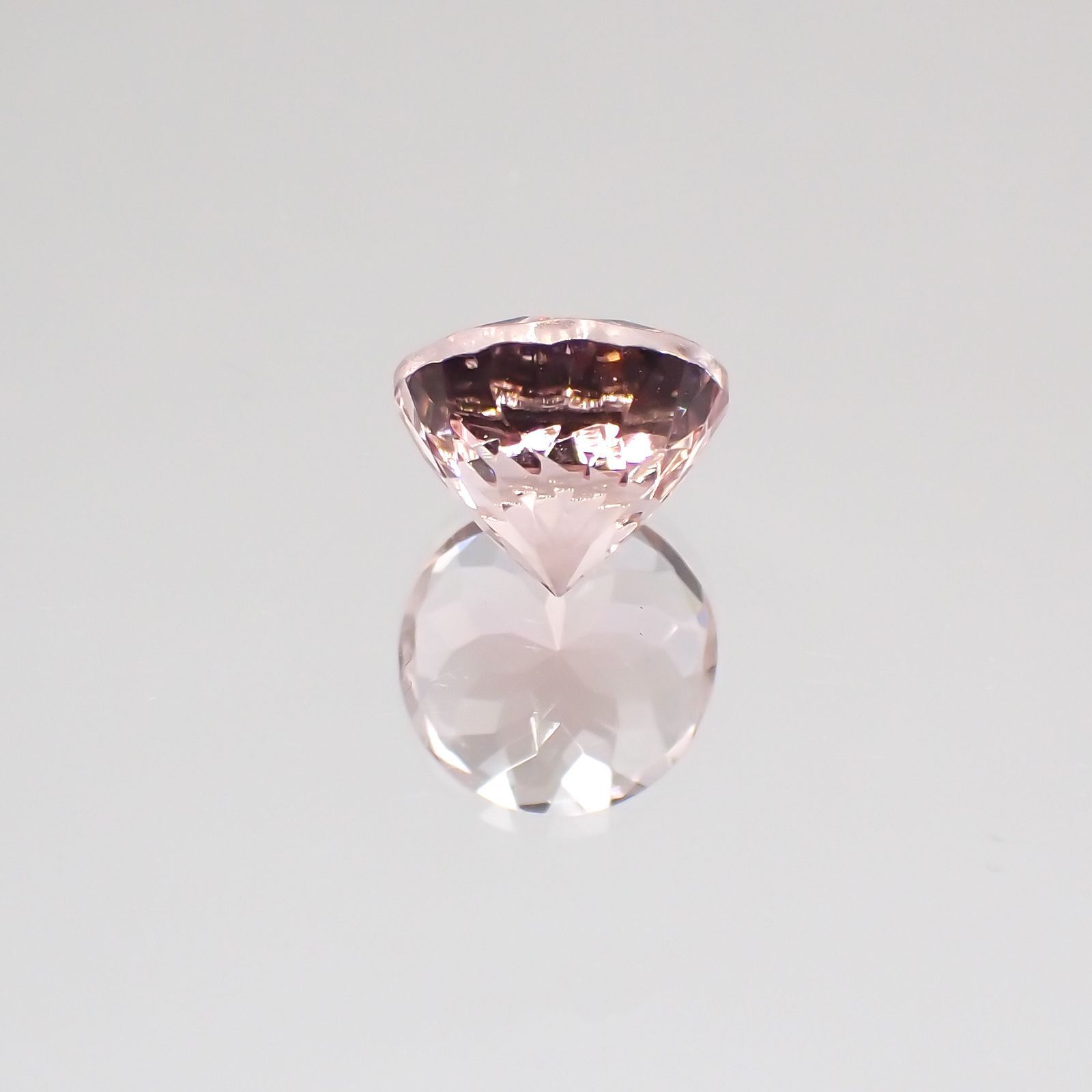 モルガナイト(宝石名モルガナイト) ナイジェリア産 2.055ct ソ付(日独)[210510838]8.2×8.1mm前後
