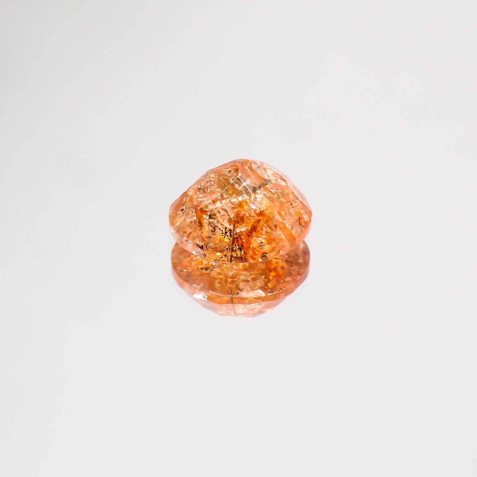 イリュージョンサンストーン(宝石名フェルドスパー) タンザニア産 2.60ct 識別済[210610875]9×8.9mm前後