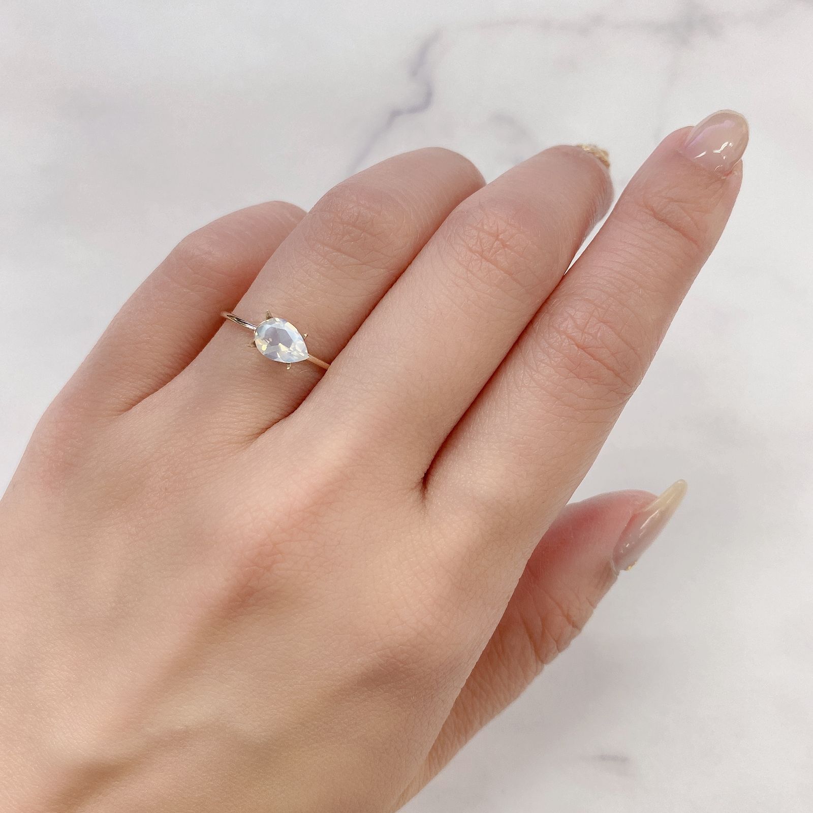 ムーンストーン(宝石名ムーンストーン)インド/スリランカ産 0.58ct 識別済[211113669]7.1x5mm前後