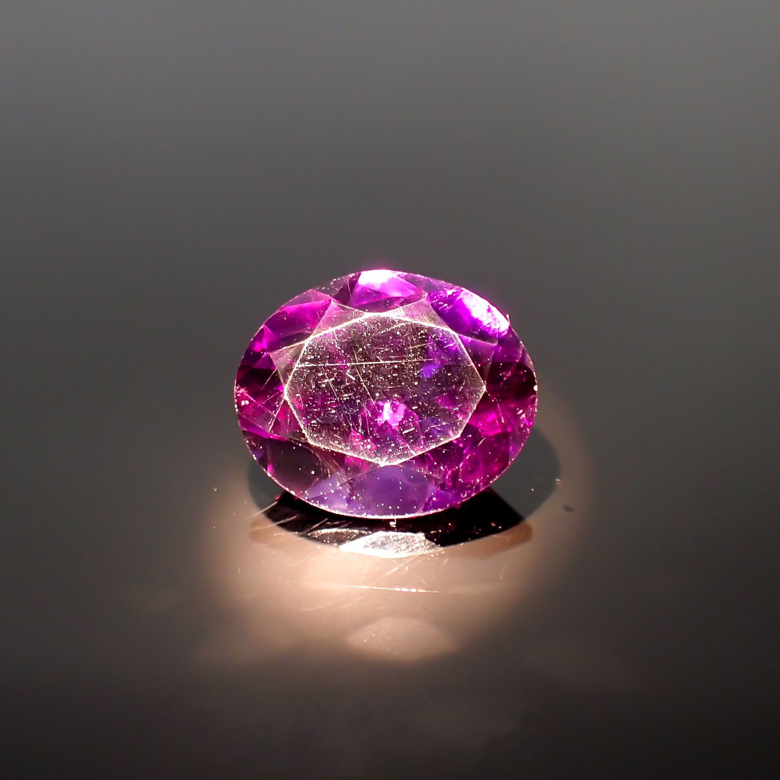 カラーシフトアメジスト(宝石名アメシスト)ブラジル/ウルグアイ産 3.72ct 識別済[220113974]12.1x10mm前後