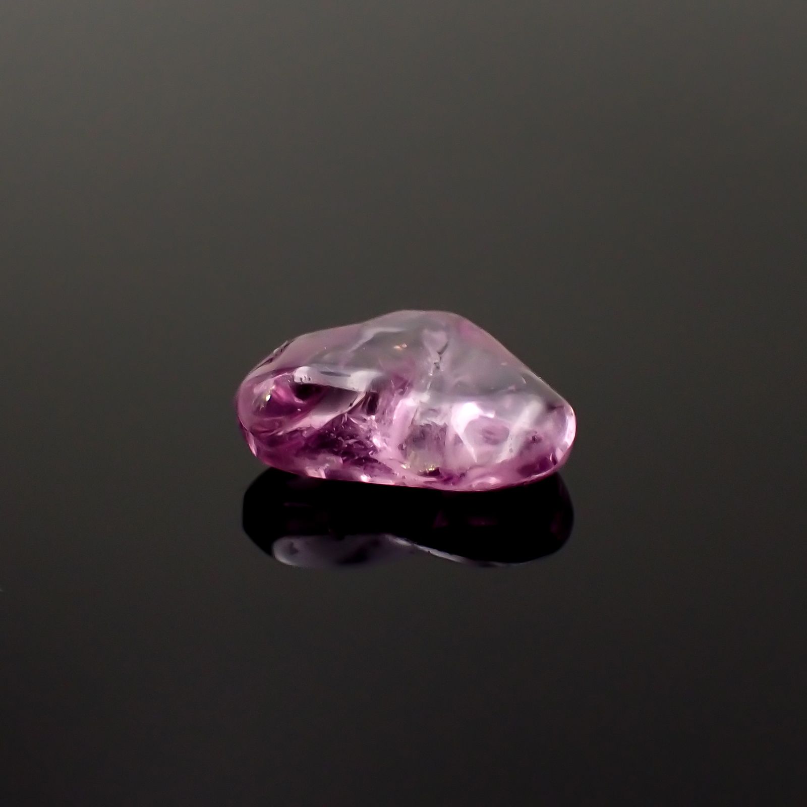◇フリーフォーム◇パープルピンクサファイア 非加熱 マダガスカル産 2.03ct[230722664]9.5x6.9mm前後
