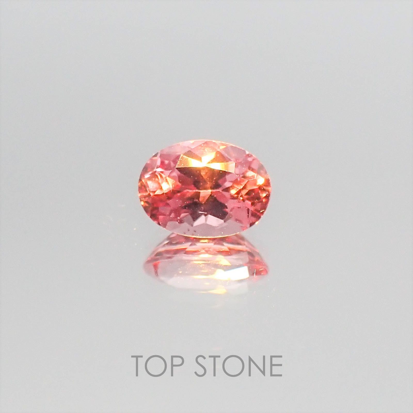 カラーチェンジマラヤガーネット タンザニア産 ルース 1.23ct[20074270]7.4×5.4mm前後