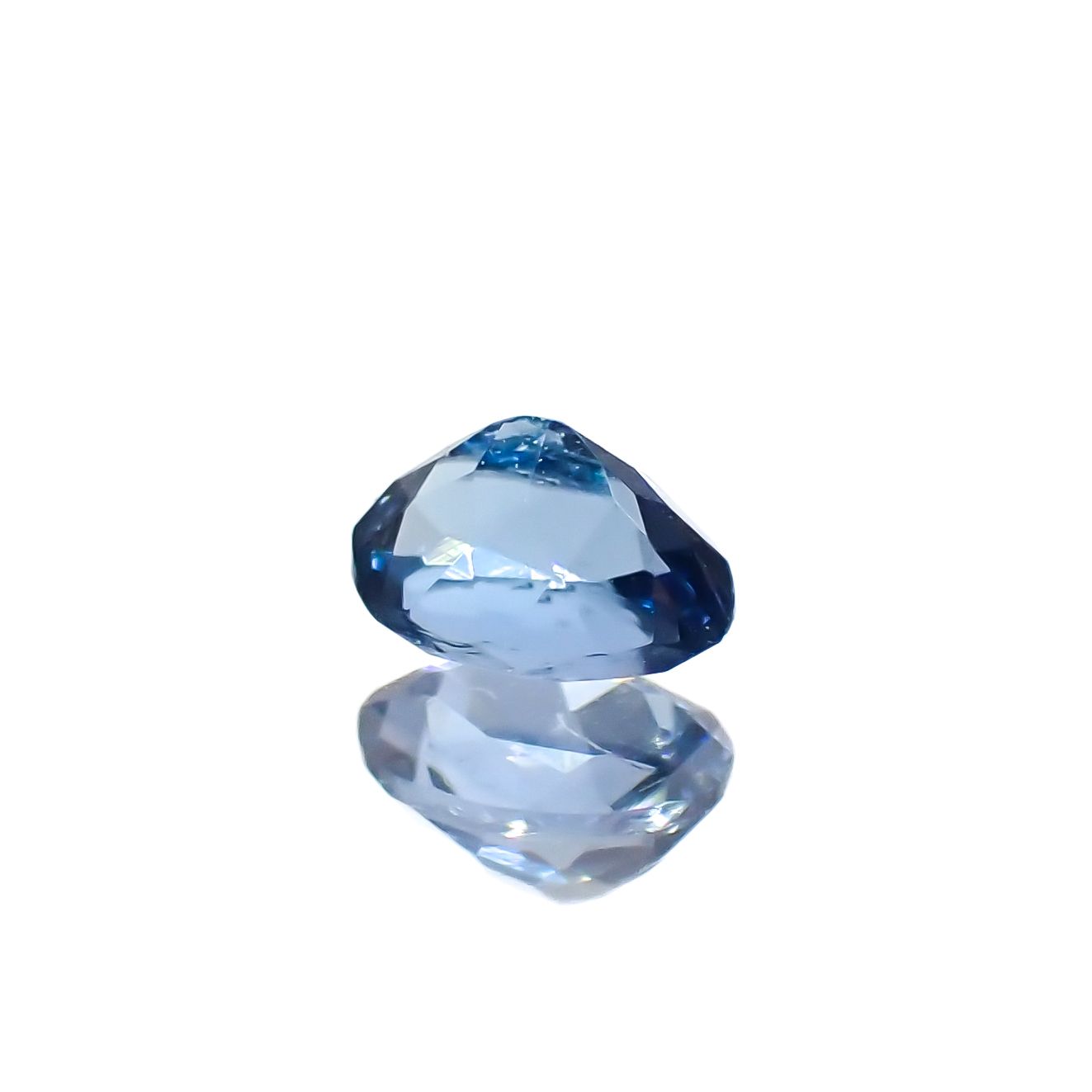サンタマリアアクアマリン ブラジル産 0.18ct[230923519]4.1x3mm前後