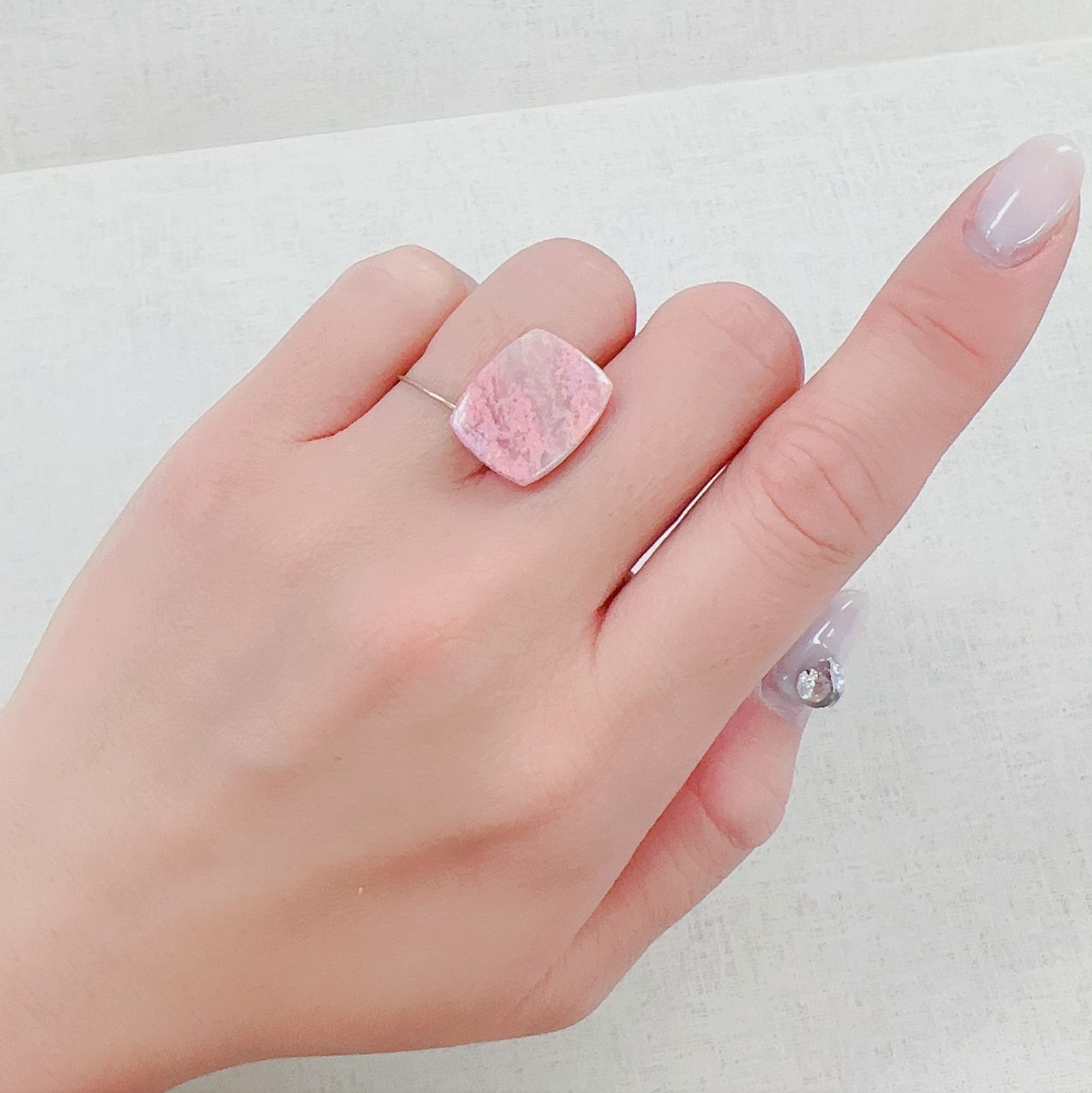 ピンクパッションクォーツ イタリア産 10.49ct[230421554]16x13.2mm前後