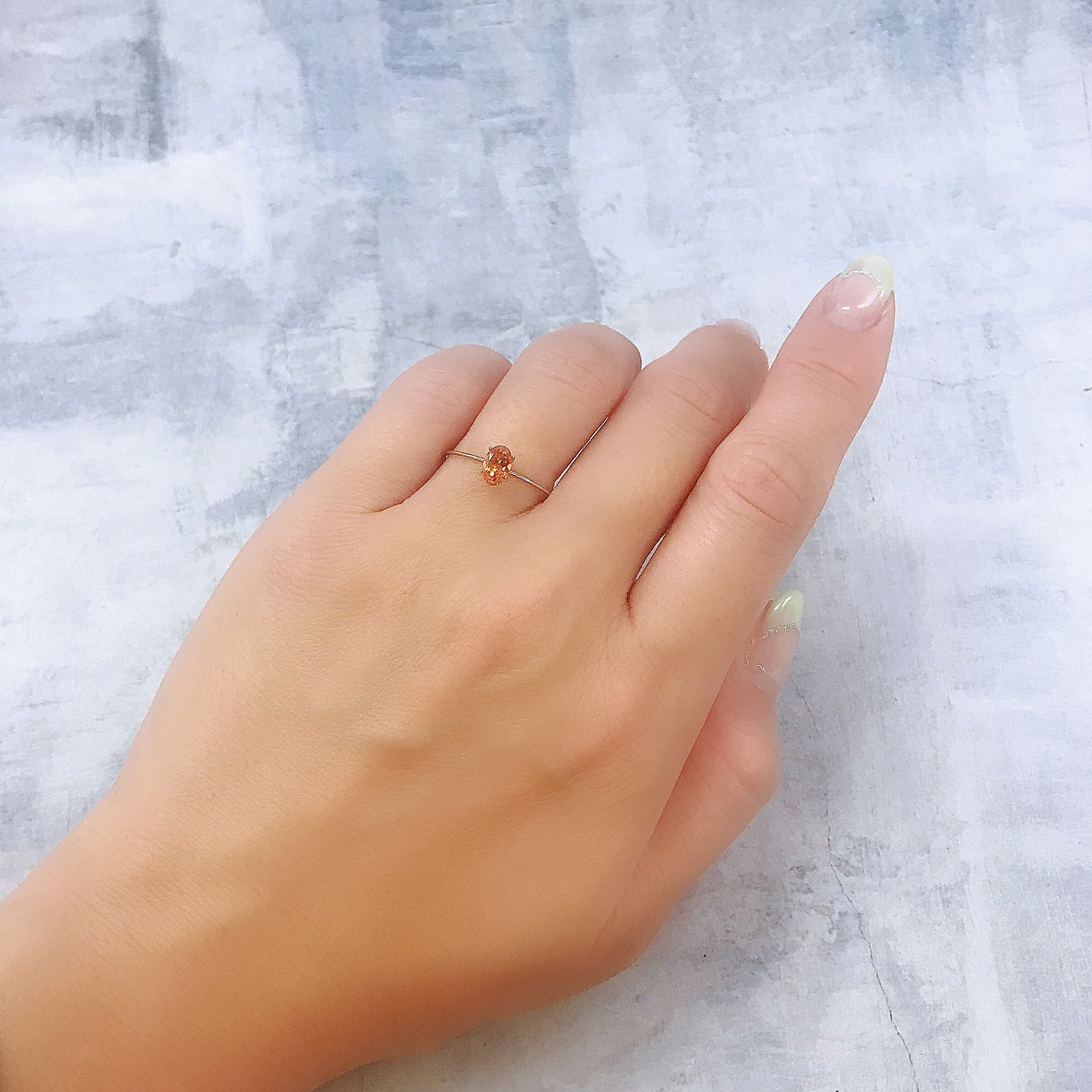 スペサルティンガーネット(宝石名ガーネット)タンザニア産 0.69ct 識別済[220817545]6.2x4mm前後