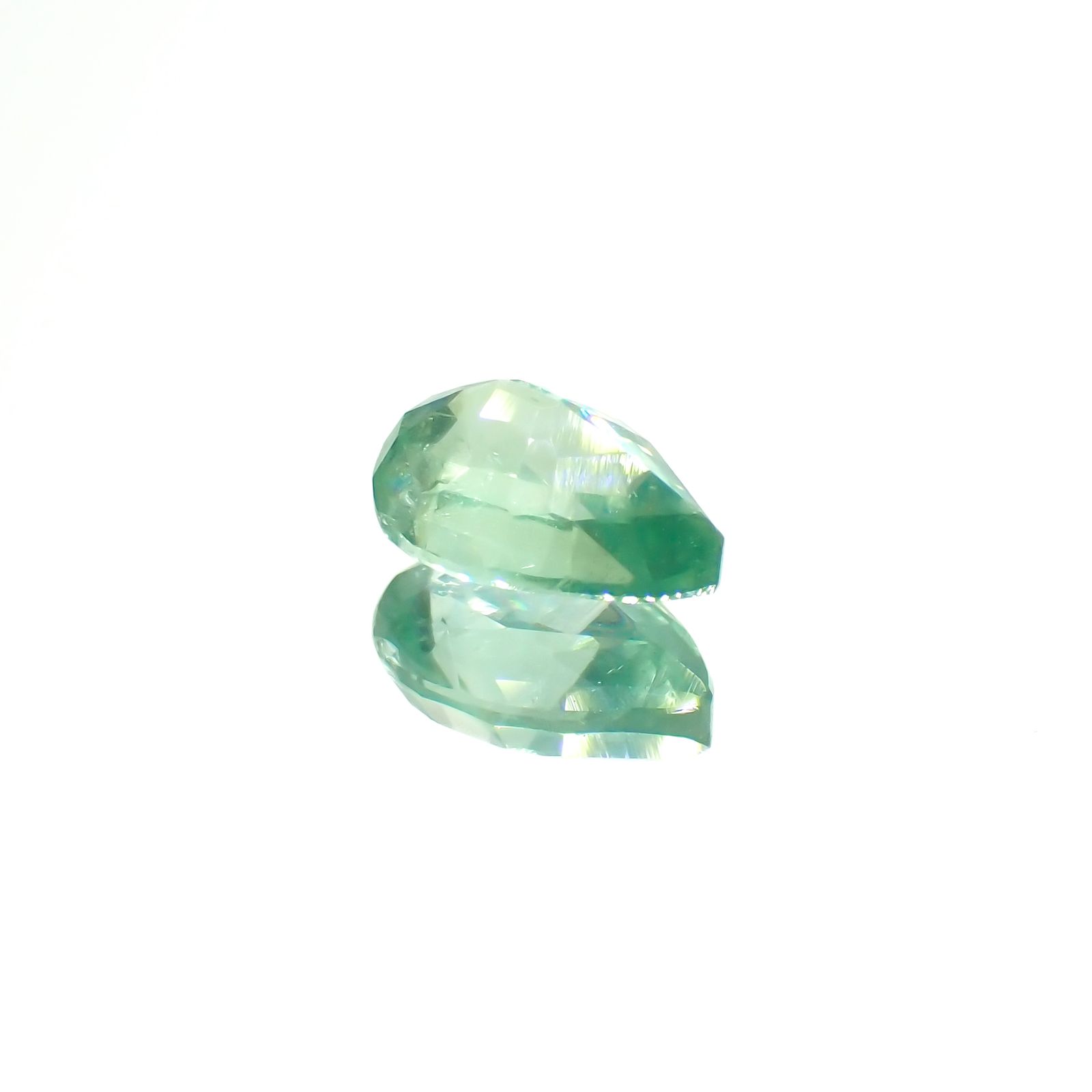グリーンカイヤナイト タンザニア産 0.92ct[230220579]6.9x4.9mm前後