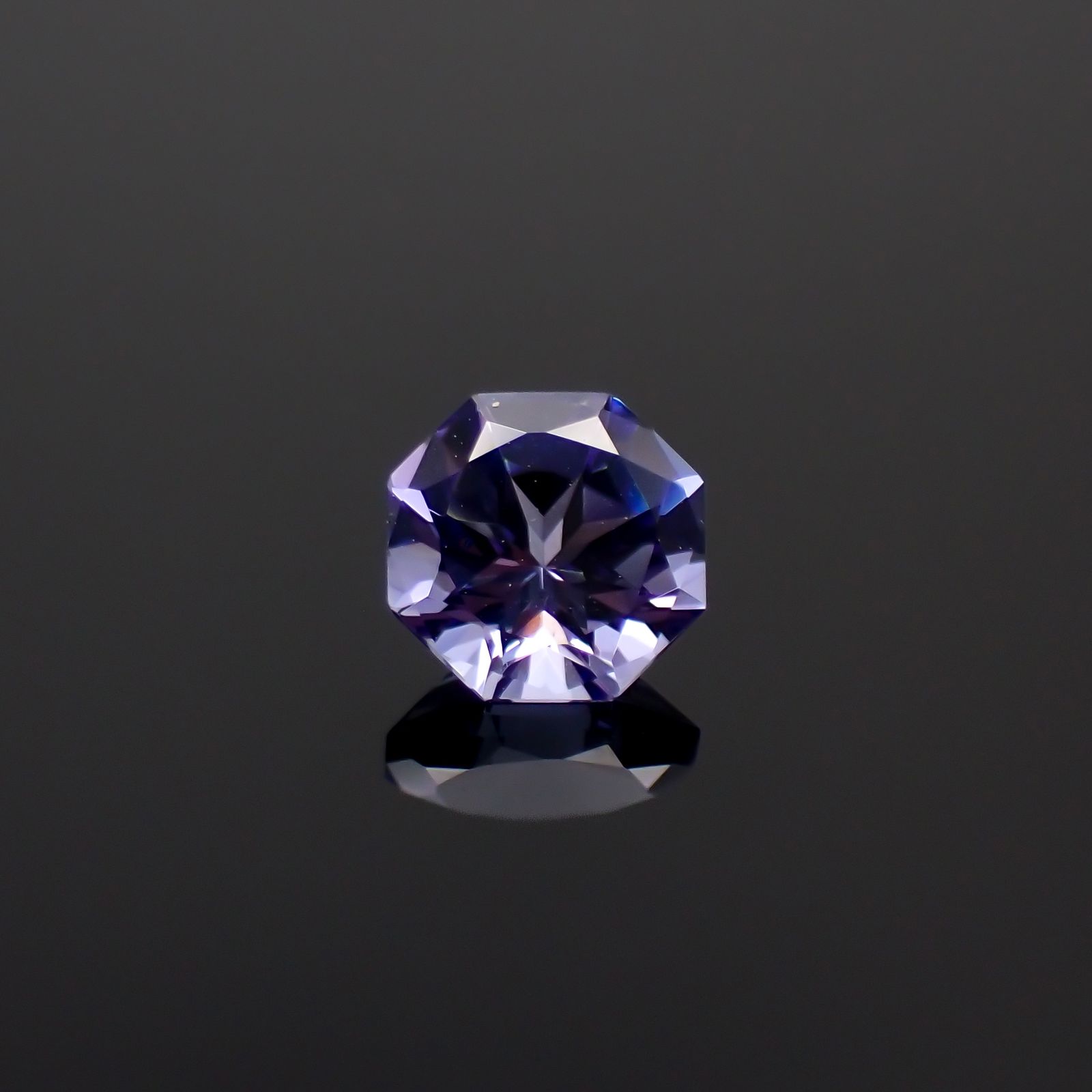 ◇オクタゴンカット◇タンザナイトSA(宝石名タンザナイト)タンザニア産 0.53ct 識別済[231124168]5x5mm前後