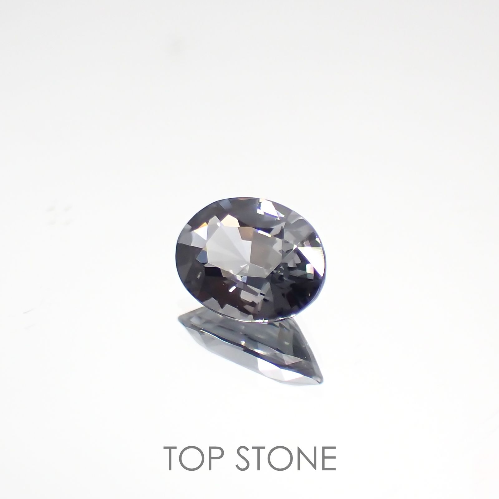 プラチナスピネル ビルマ産 ルース 0.73ct[210611370]6.9×5mm前後