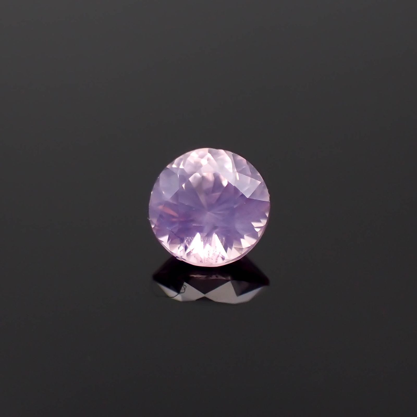 シルキーサファイア 非加熱 ベトナム産 0.31ct[230722790]3.9x3.9mm前後
