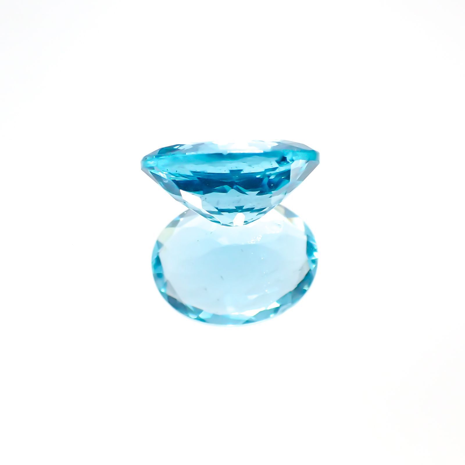 アパタイト(宝石名アパタイト)ブラジル産 1.79ct 識別済[230823188]9x7.1mm前後