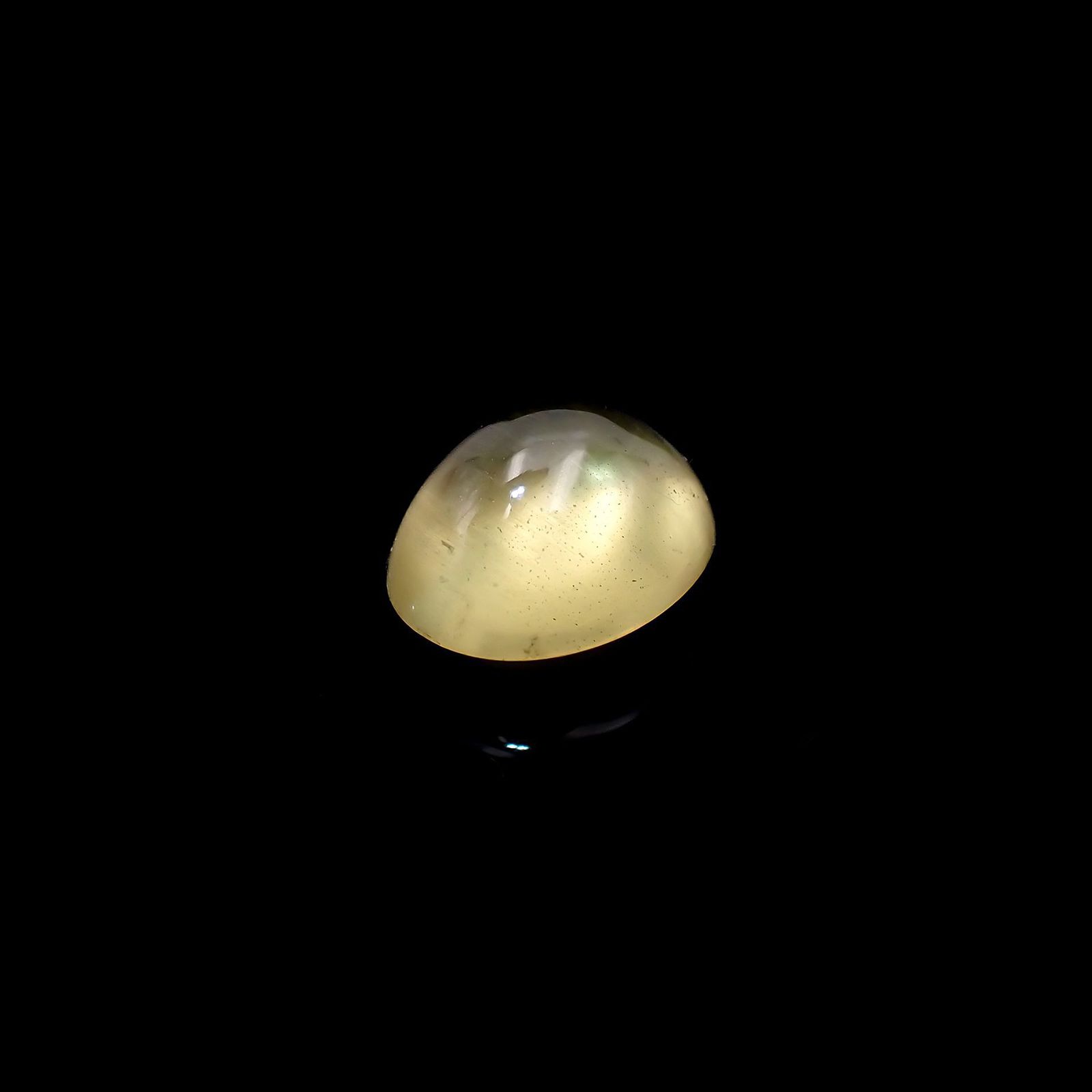 イエローベリルキャッツアイ(宝石名イエロー・ベリル キャッツアイ)ブラジル産 2.95ct 識別済[220917883]10x8.2mm前後