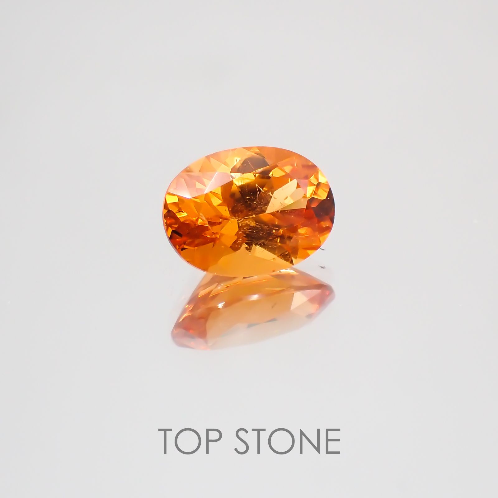 マンダリンガーネット(宝石名スペサルティン・ガーネット) ケニア産 1.27ct 識別済[21019446]7.5×5.5mm前後