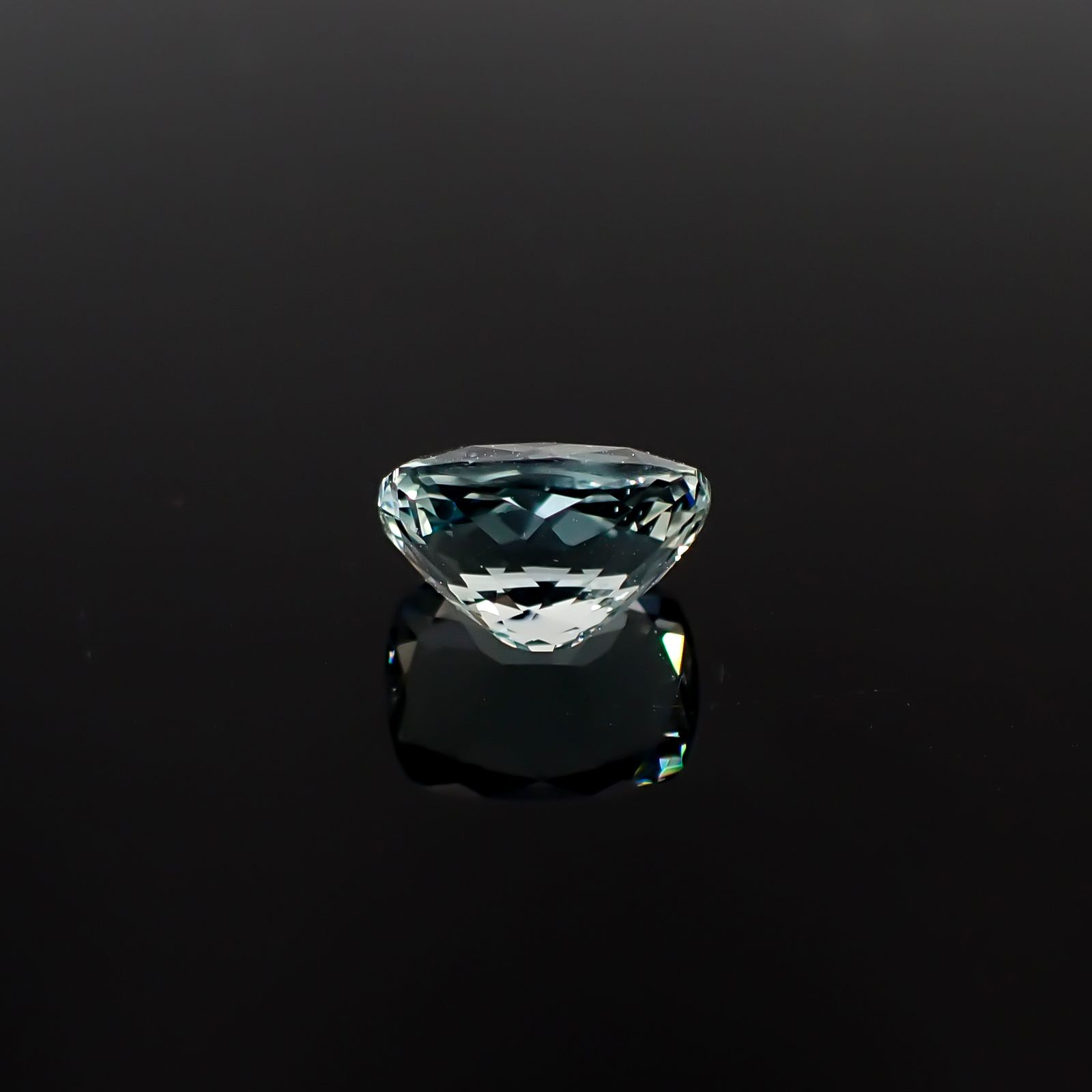 オリゴクレース(宝石名オリゴクレース)ケニア産 2.67ct 識別済[240628003]9.6x7.3mm前後