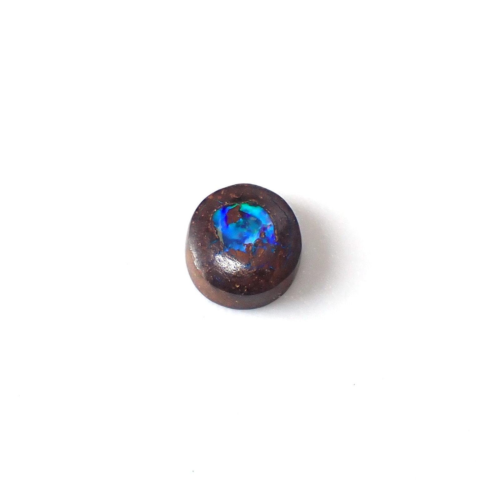 ウッドオパール オーストラリア産 0.57ct / 5.6x5.3mm前後 [251031202]