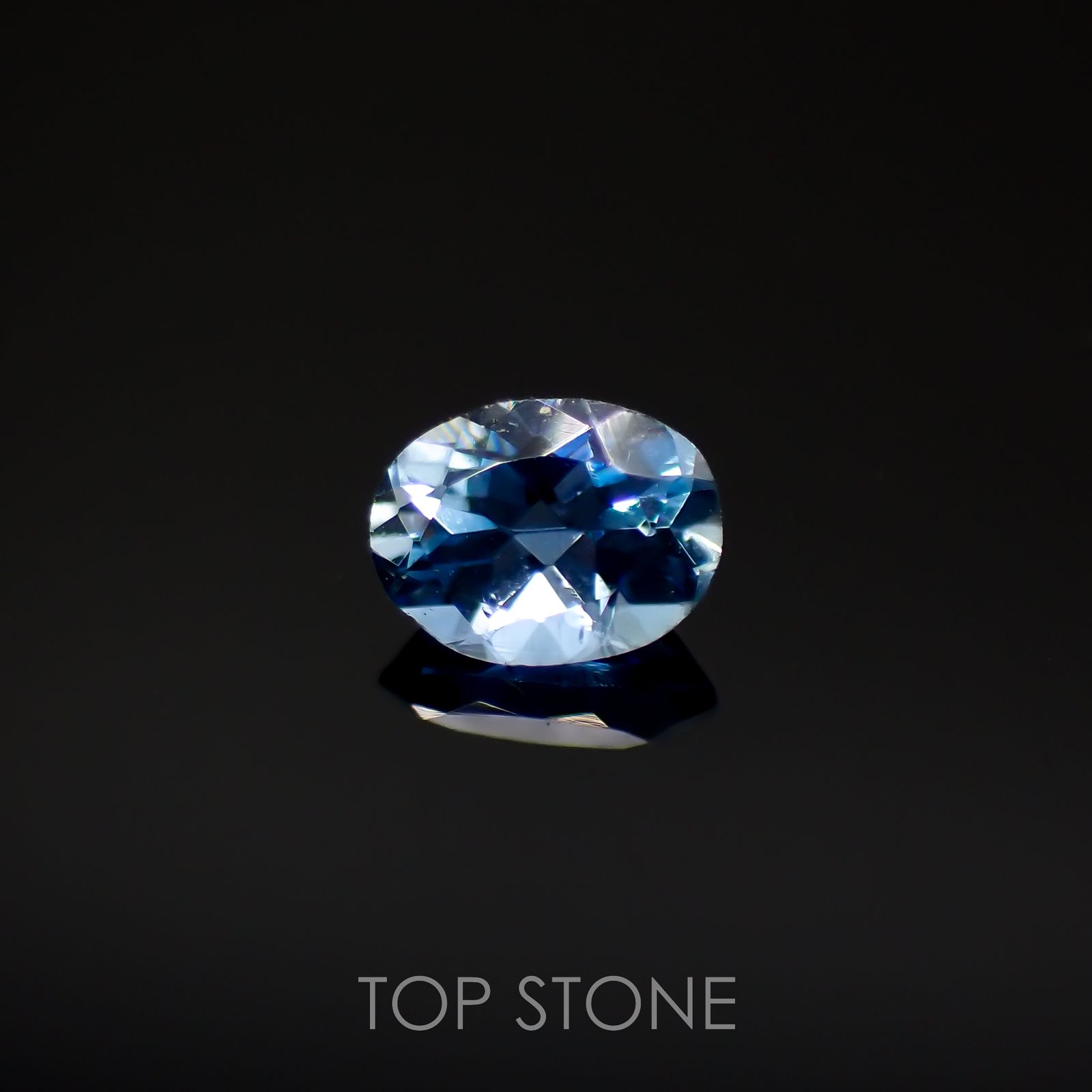 サンタマリアアクアマリン ブラジル産 0.15ct[220918066]4x3mm前後