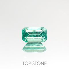 エメラルド(宝石名エメラルド) ザンビア産 0.30ct 識別済[210812994]5.2×3.1mm前後