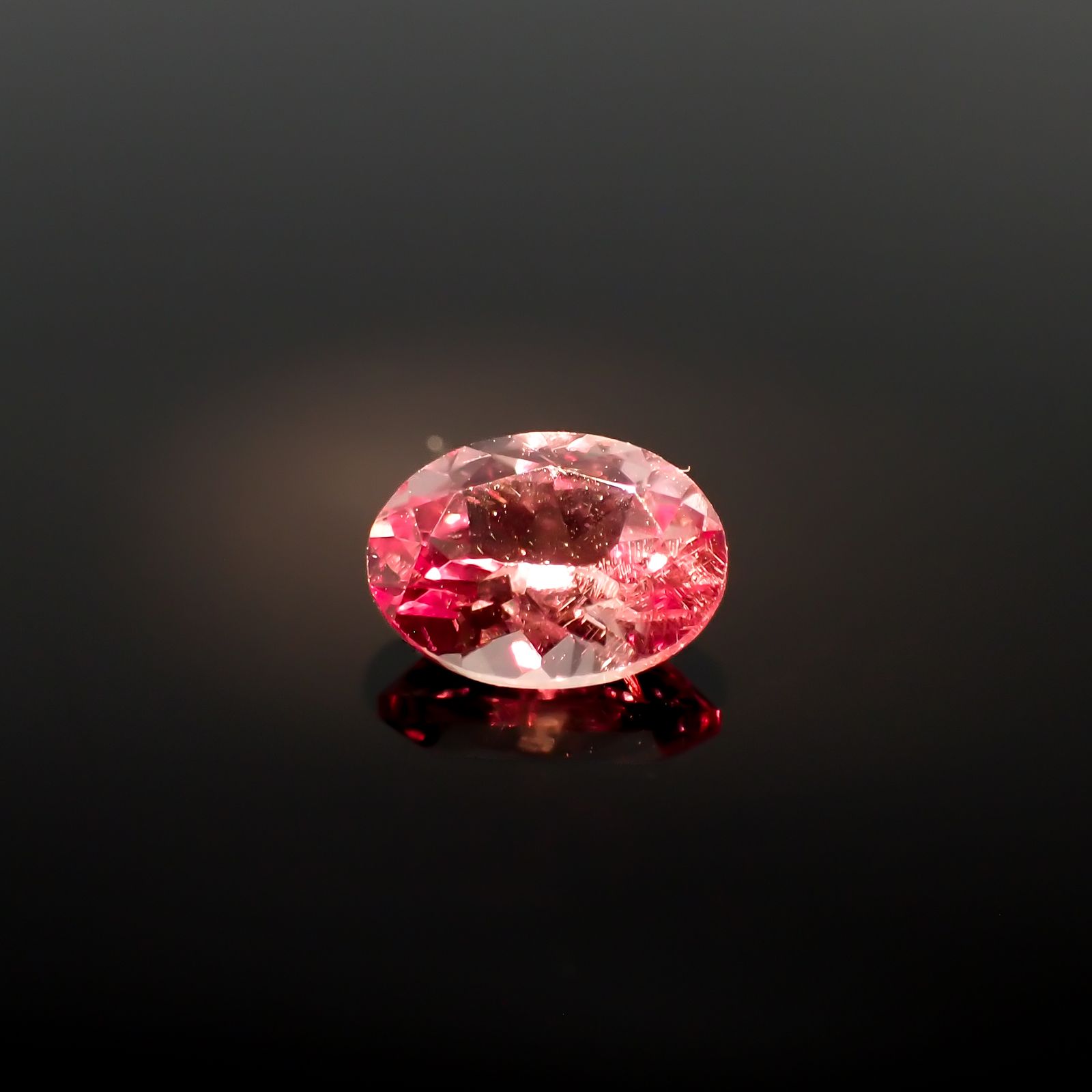 ドラゴンガーネット タンザニア産 1.00ct[230421456]7x5mm前後