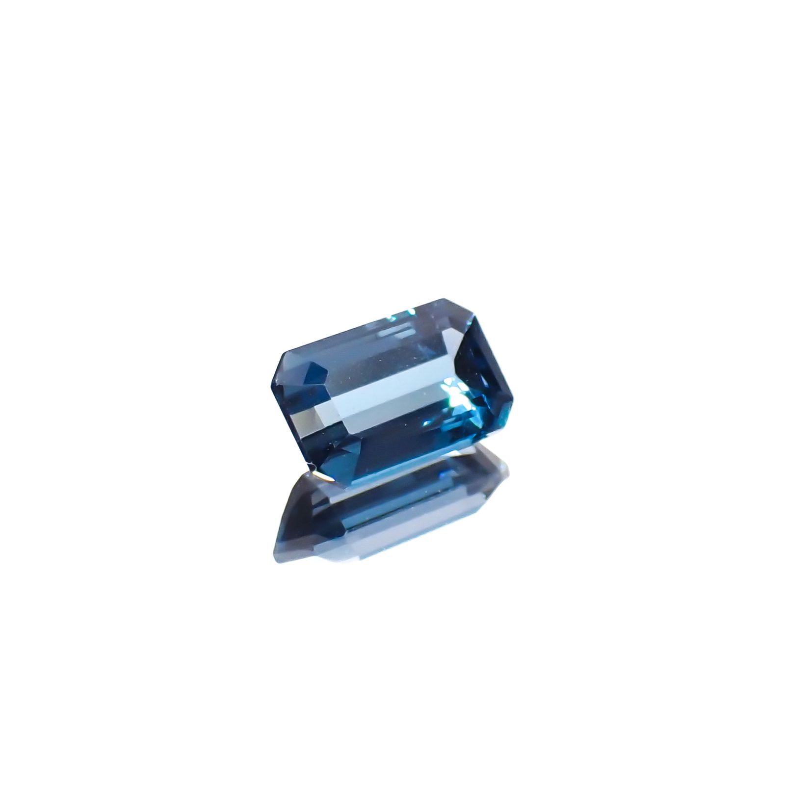 ロンドンブルートパーズ ブラジル産 2.12ct[240326799]9.1x5.7mm前後