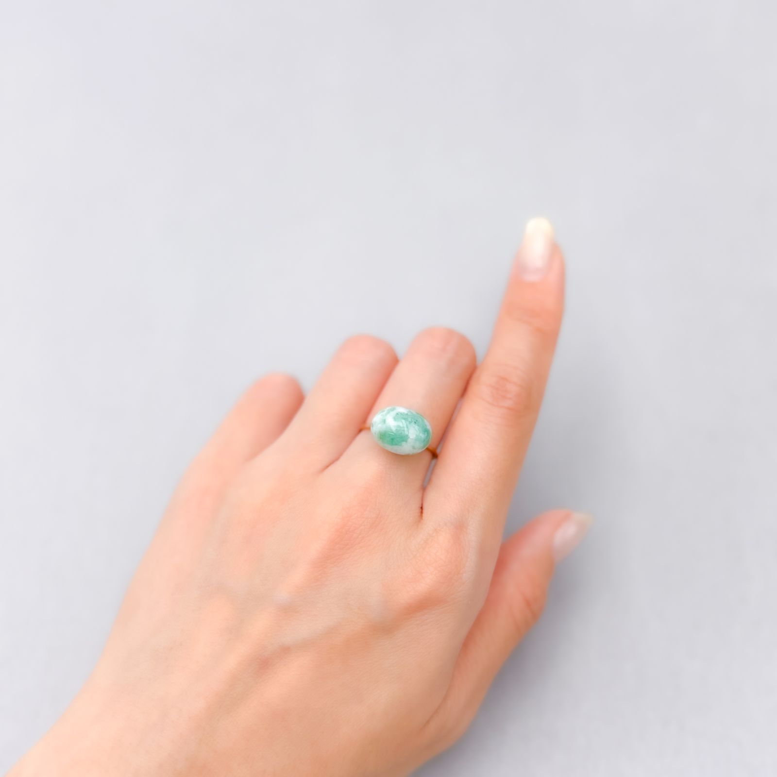 マトリックスエメラルド(エメラルドインクォーツ/フェルドスパー) ブラジル産 5.28ct [250430168]13x10mm前後
