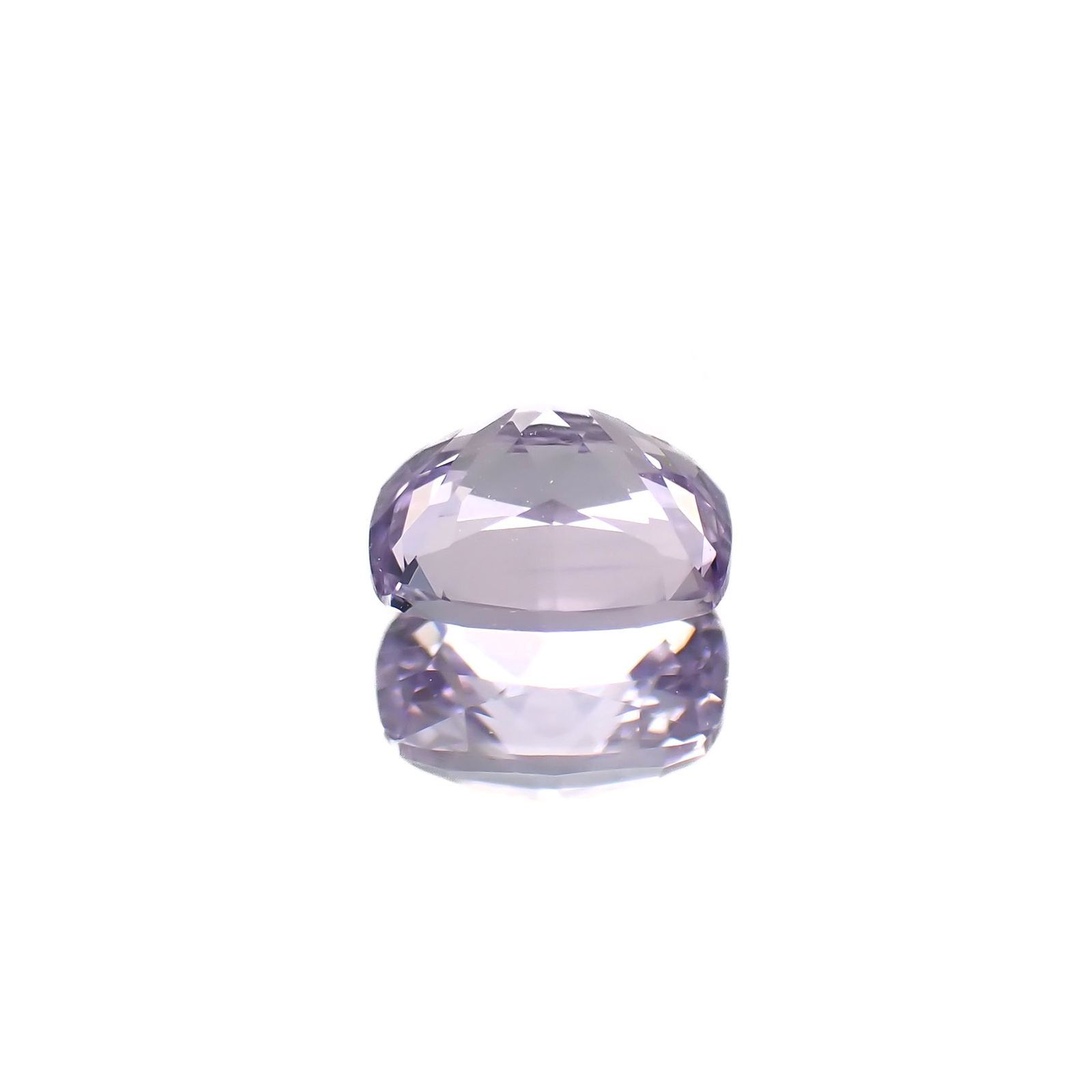 ラベンダーサファイア(宝石名サファイア)スリランカ/マダガスカル産 識別済 0.90ct / 6.2x4.7mm前後 [220817464]