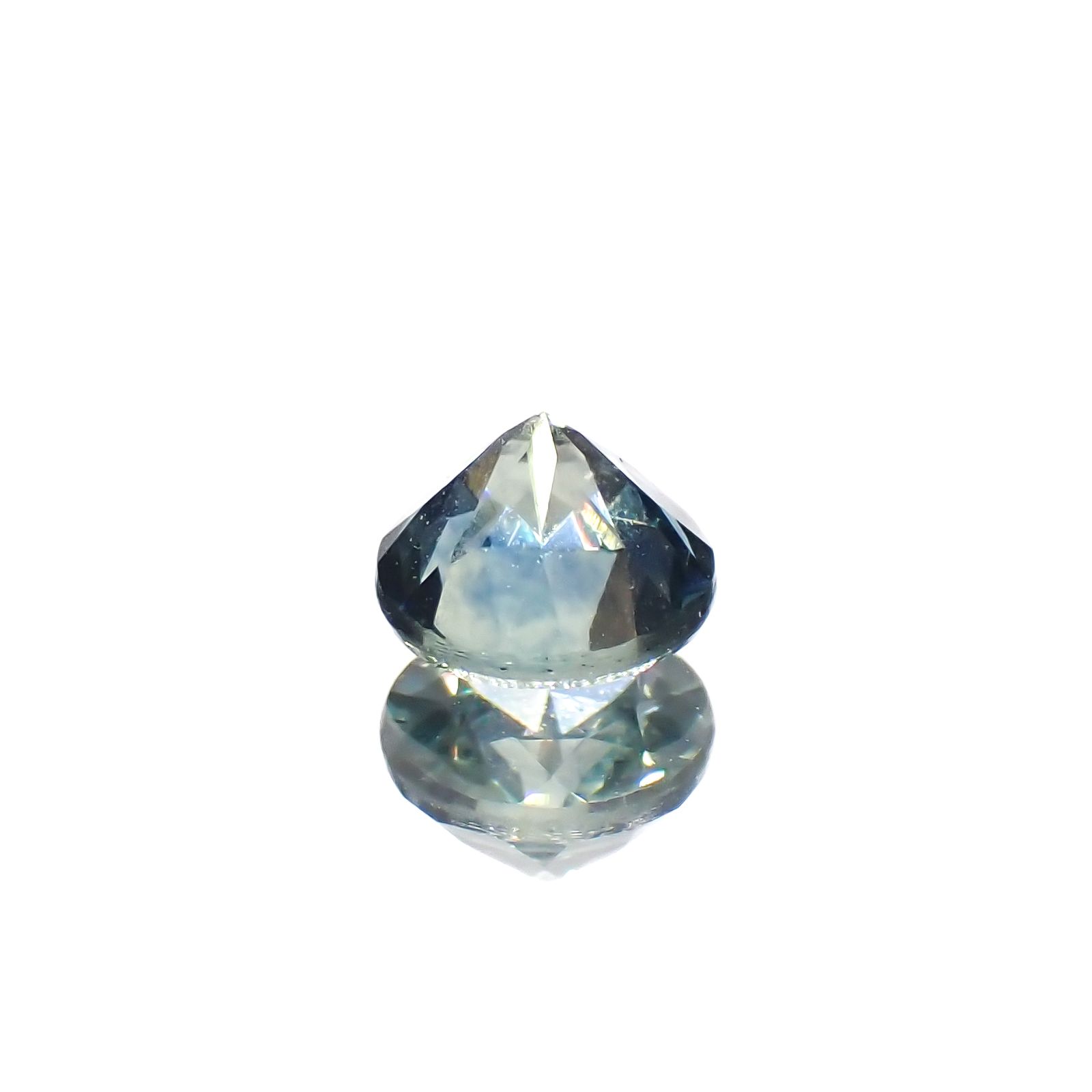 モンタナサファイア(宝石名サファイア)アメリカ・モンタナ州産 0.36ct 識別済[230622433]4.1x4mm前後