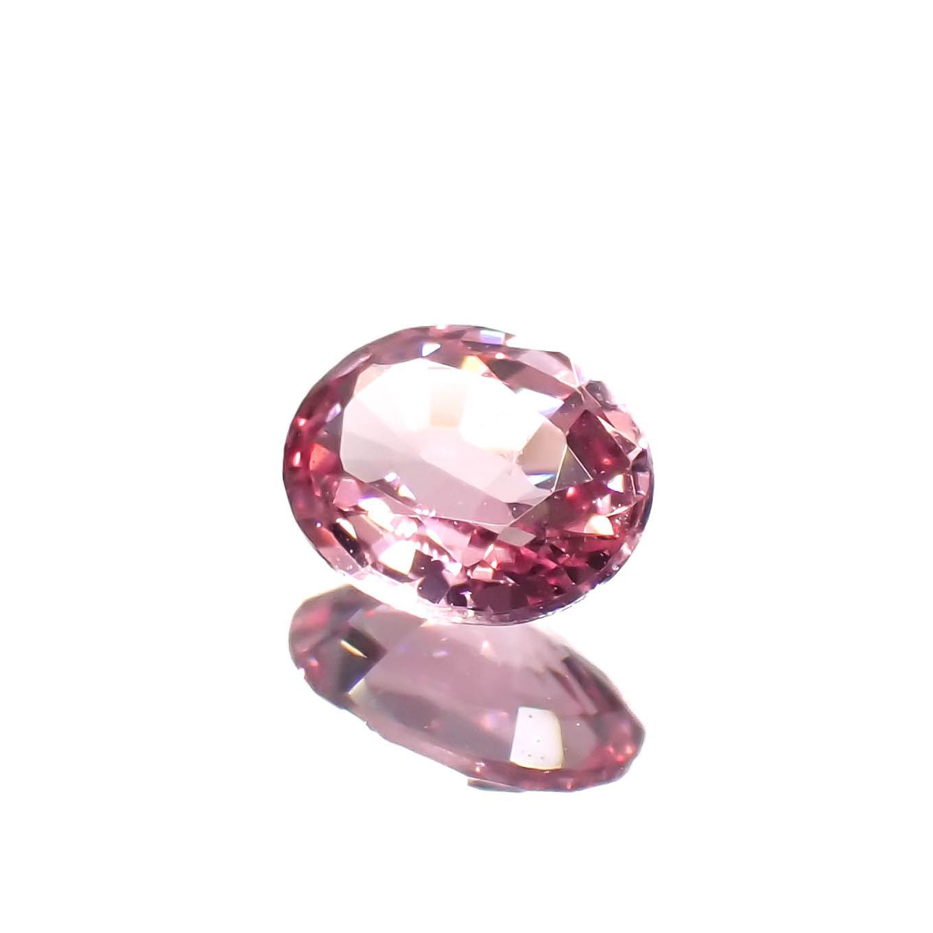 パパラチャサファイア(宝石名サファイア/別名パパラチャ・サファイア)スリランカ産 0.274ct DGL鑑付[230119733]4.3x3.57mm前後