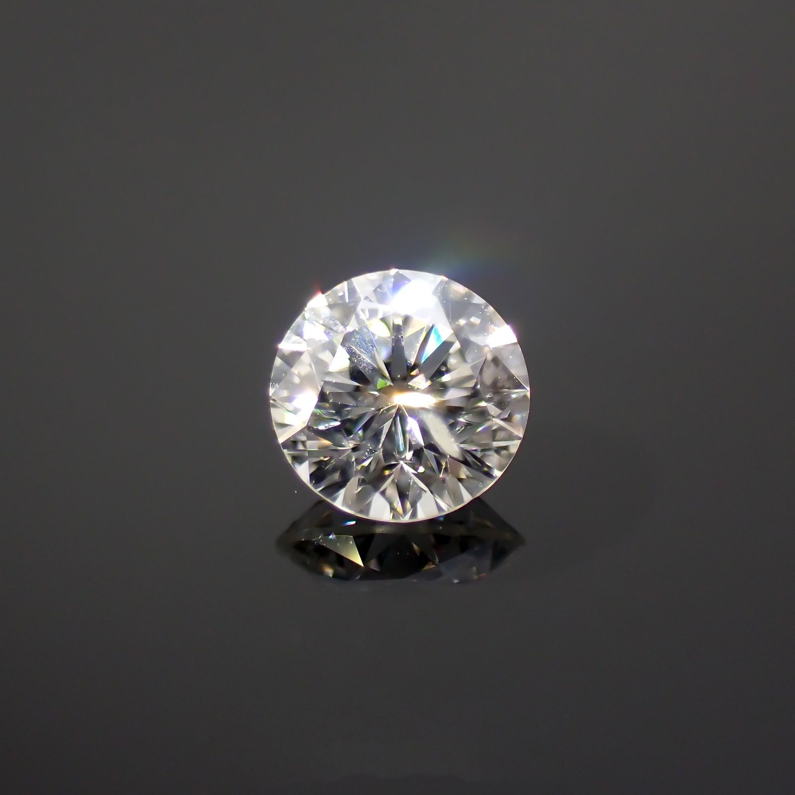 ダイヤモンド SI-2/H(宝石名ダイアモンド) 0.233ct ソ付(CGL)[220114696]3.8x3.8mm前後