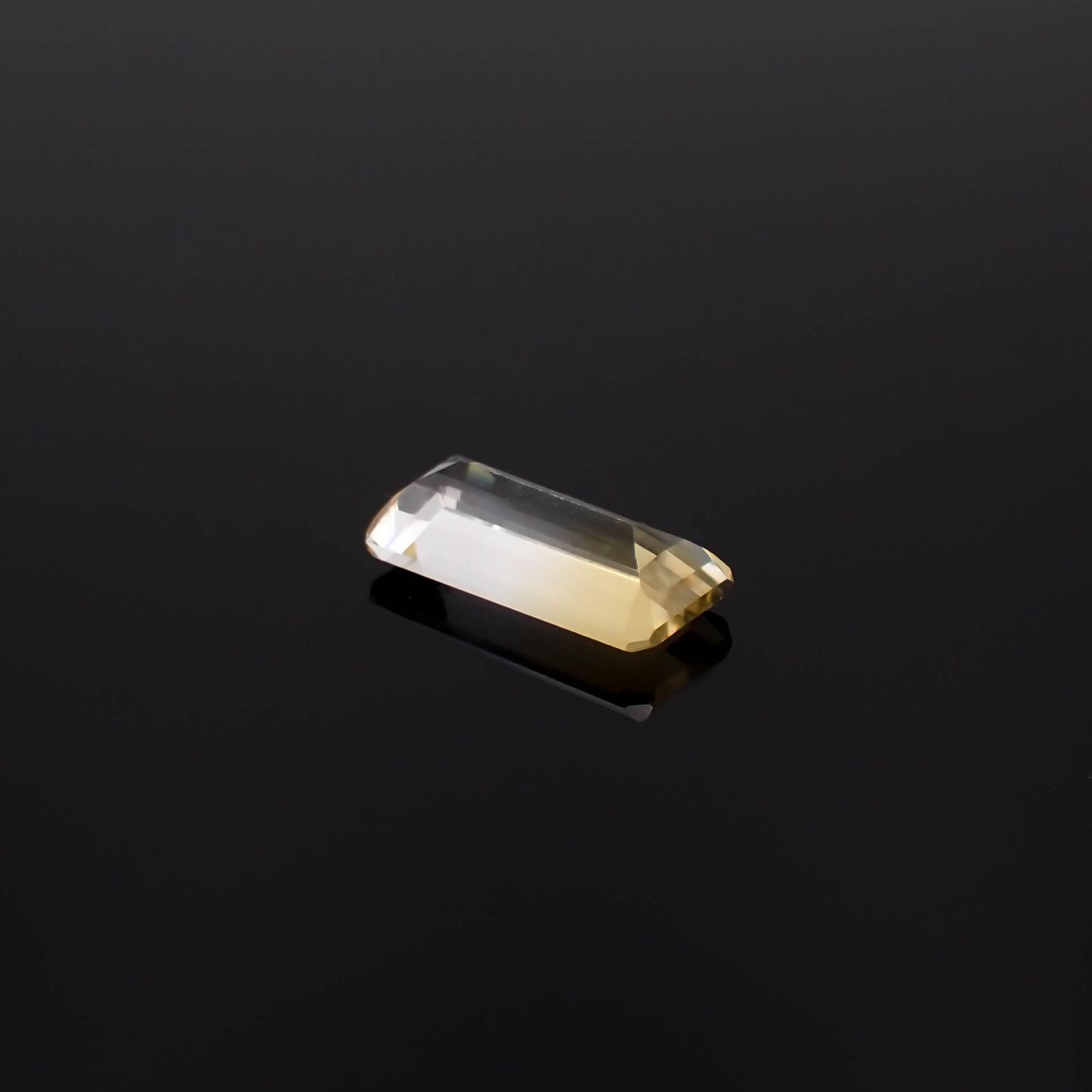 バイカラーシトリン ブラジル・ミナスジェライス州産 6.48ct[240326468]17.5x8.3mm前後