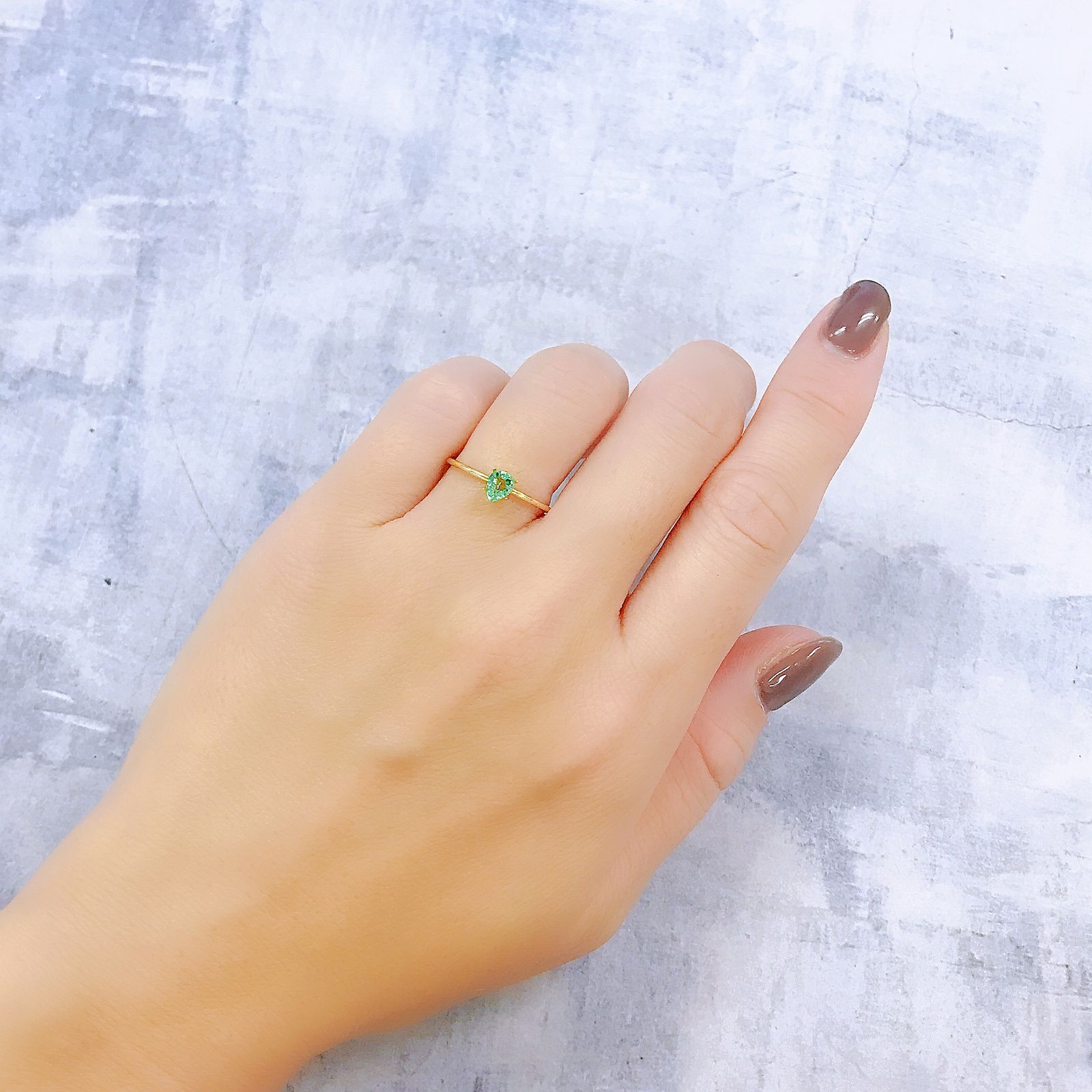 パステルカラーエメラルド コロンビア産 0.31ct[220918059]4.8x3.9mm前後