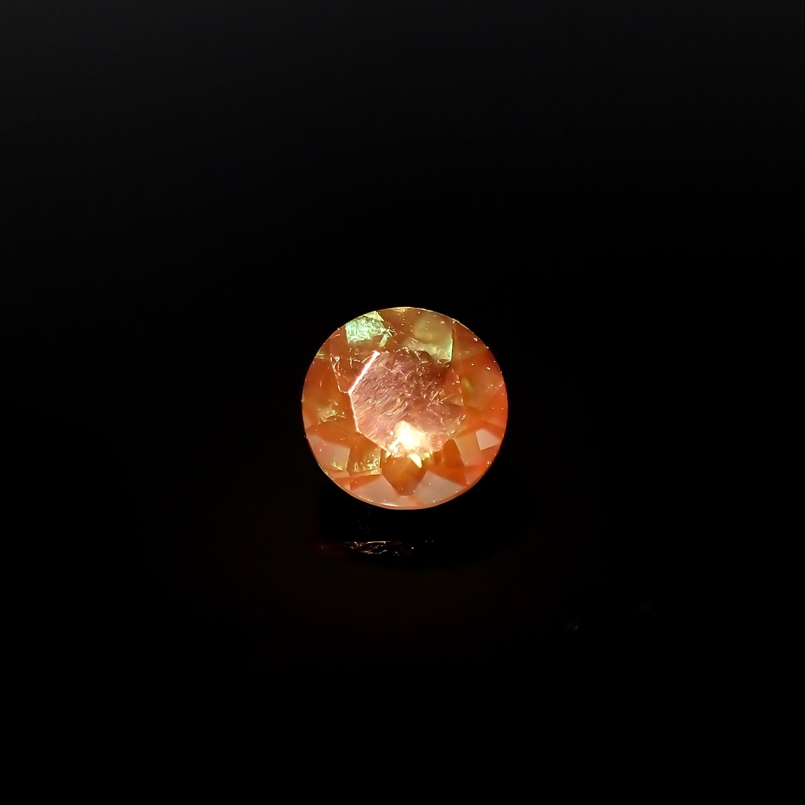 カラーチェンジアンデシン モンゴル産 0.45ct[240226312]5.1x5mm前後
