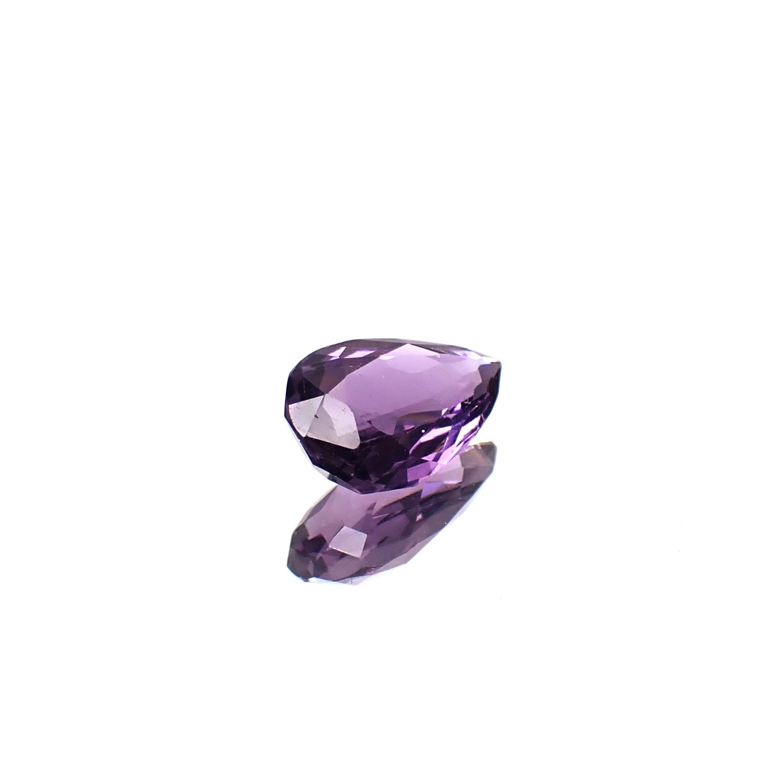【送料関税無料】 マリアライト(宝石名スキャポライト)スリランカ産 0.82ct 識別済 置物