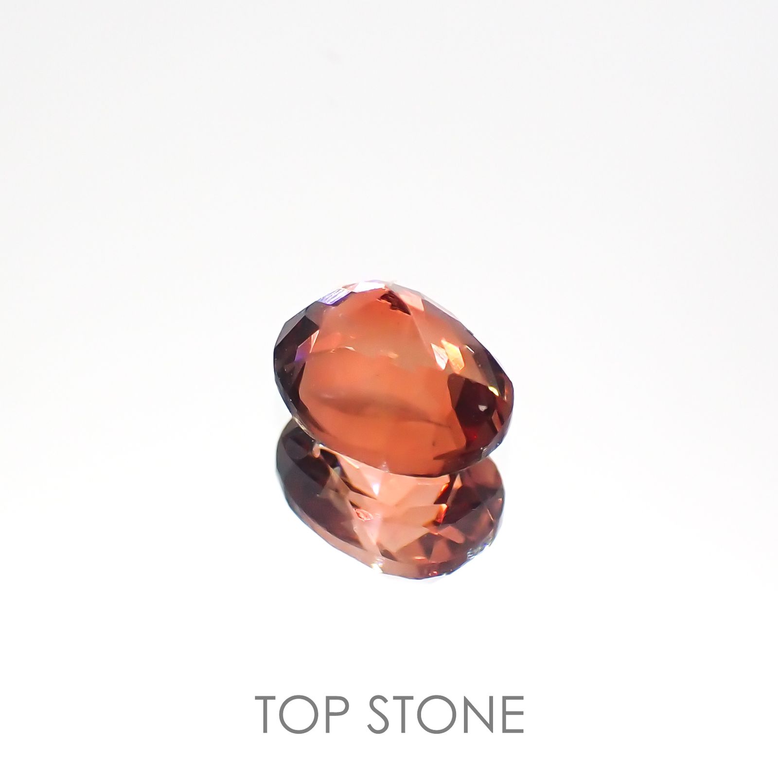 アンデシン(宝石名アンデシン)チベット産 0.71ct 識別済[220115258]6.4x5mm前後