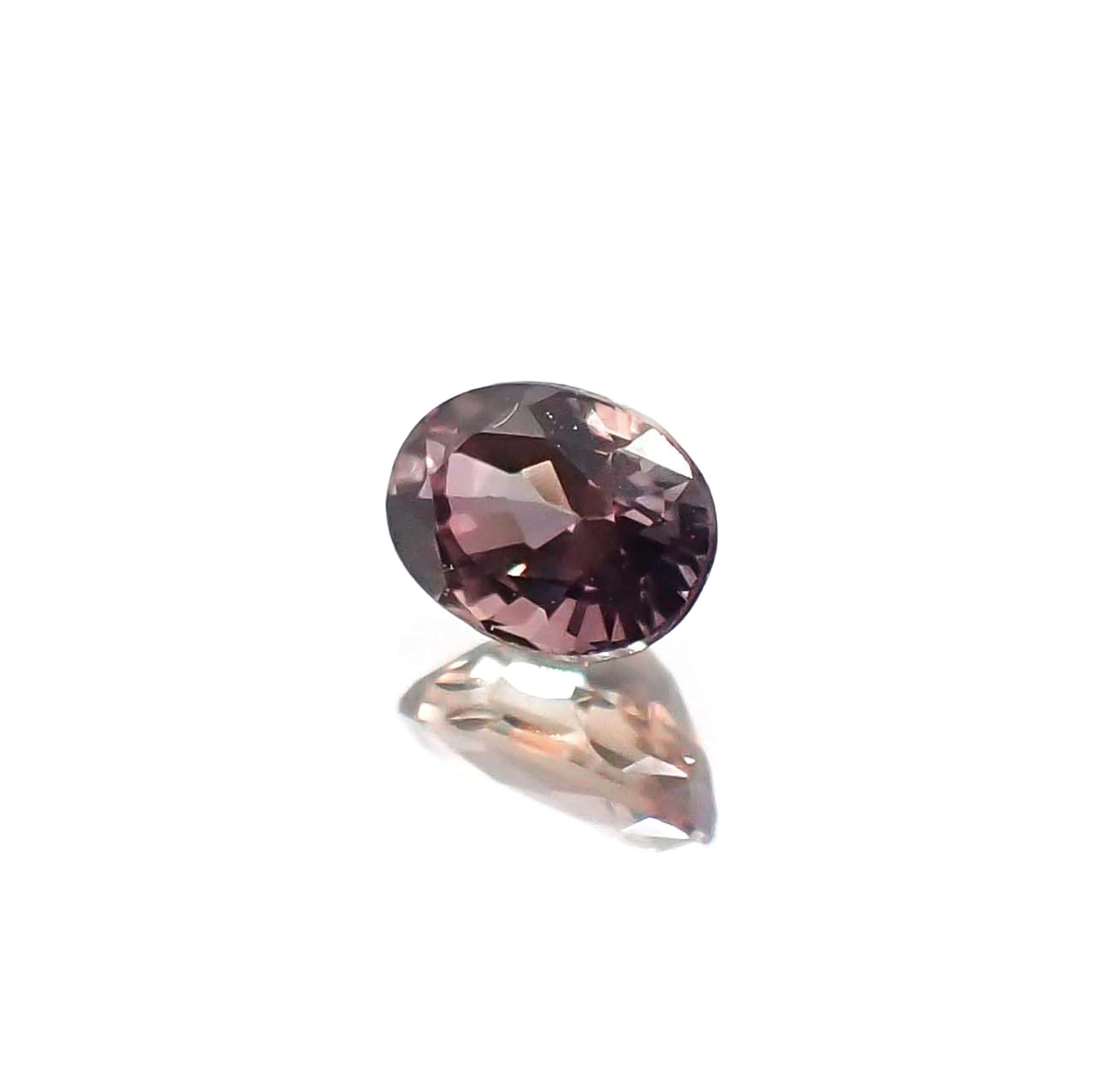 カラーチェンジサファイア 非加熱(宝石名サファイア)タンザニア産 識別済 0.44ct / 4.9x3.5mm前後 [230622425]