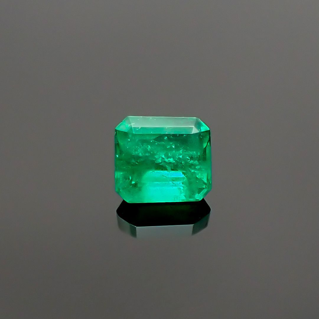 エメラルド(宝石名エメラルド) コロンビア産 0.263ct ソ付(彩珠)[210711711]4.1×3.6mm前後