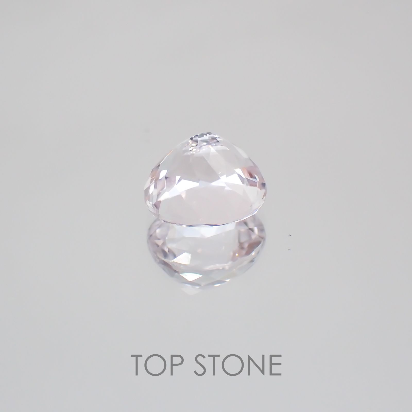 クンツァイト アフガニスタン産 ルース 1.69ct[21029732]7.3×7mm前後