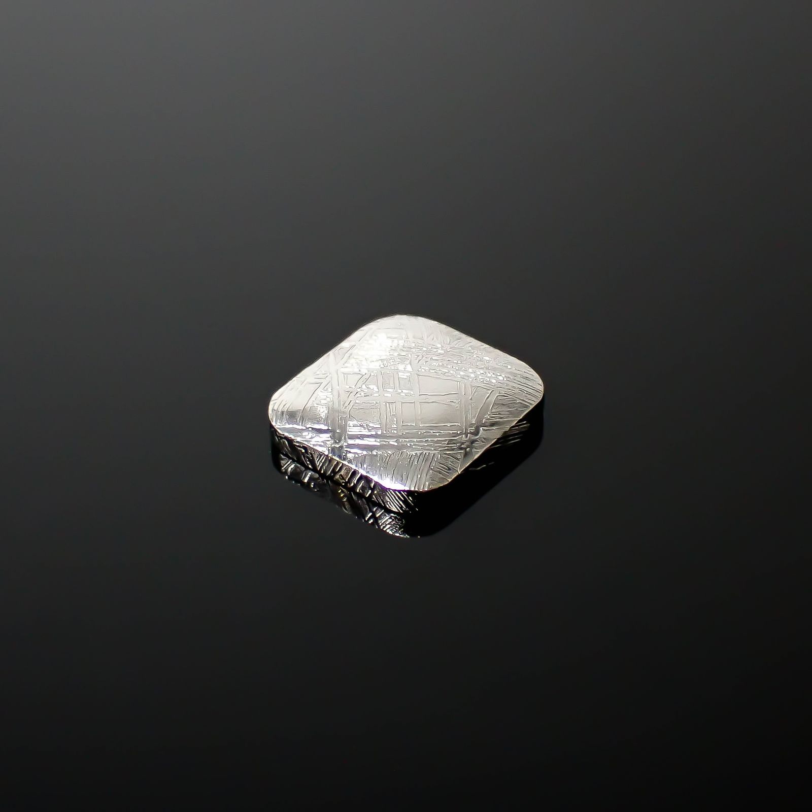 ムオニナルスタ隕石 発見地:スウェーデン 15.65ct[240125779]13.4x12.7mm前後