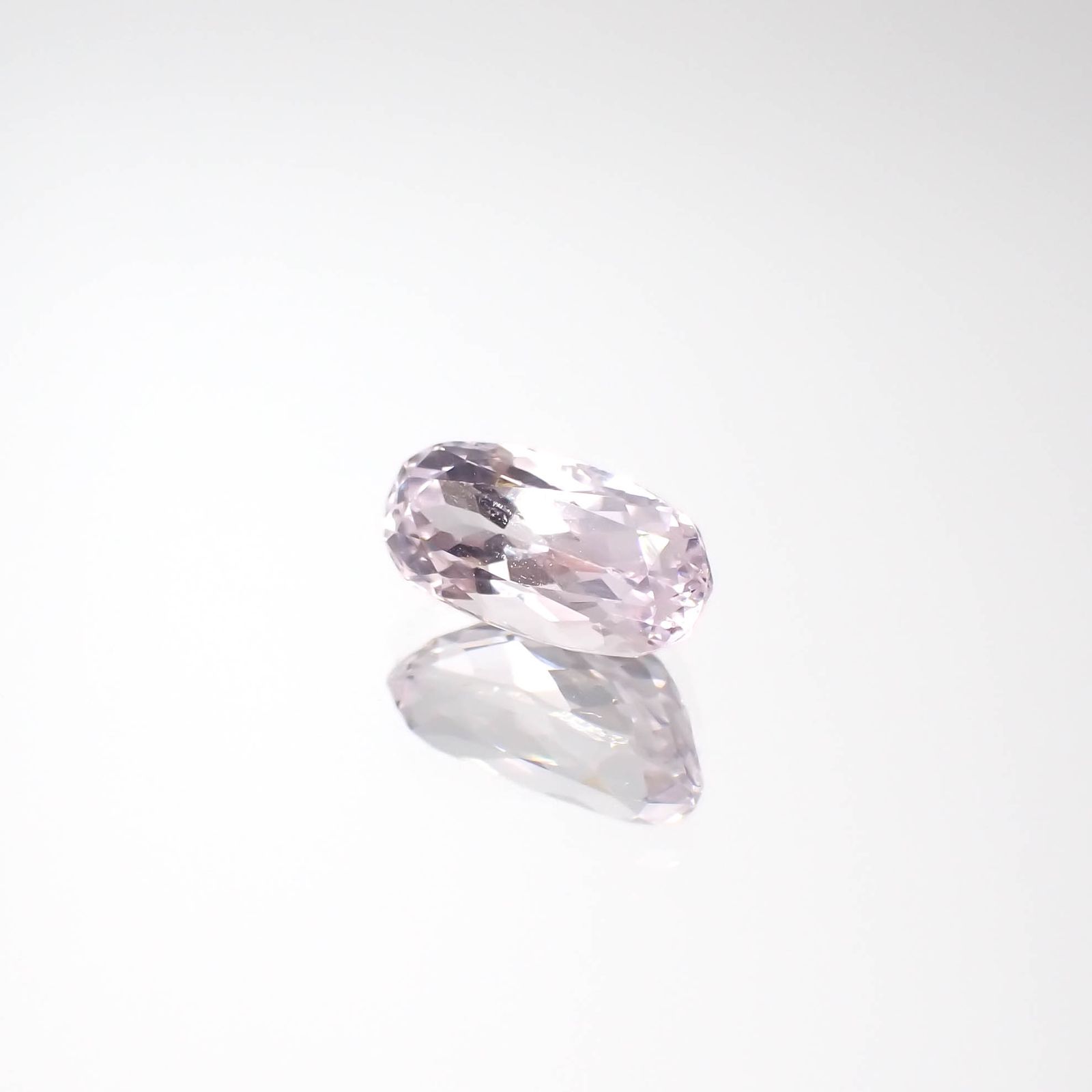 クンツァイト アフガニスタン産 1.86ct[230722933]10.1x5mm前後