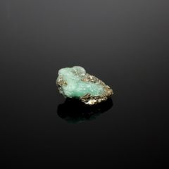 エメラルド 原石 コロンビア産 7.65ct[240427244]15.4x9.4mm前後