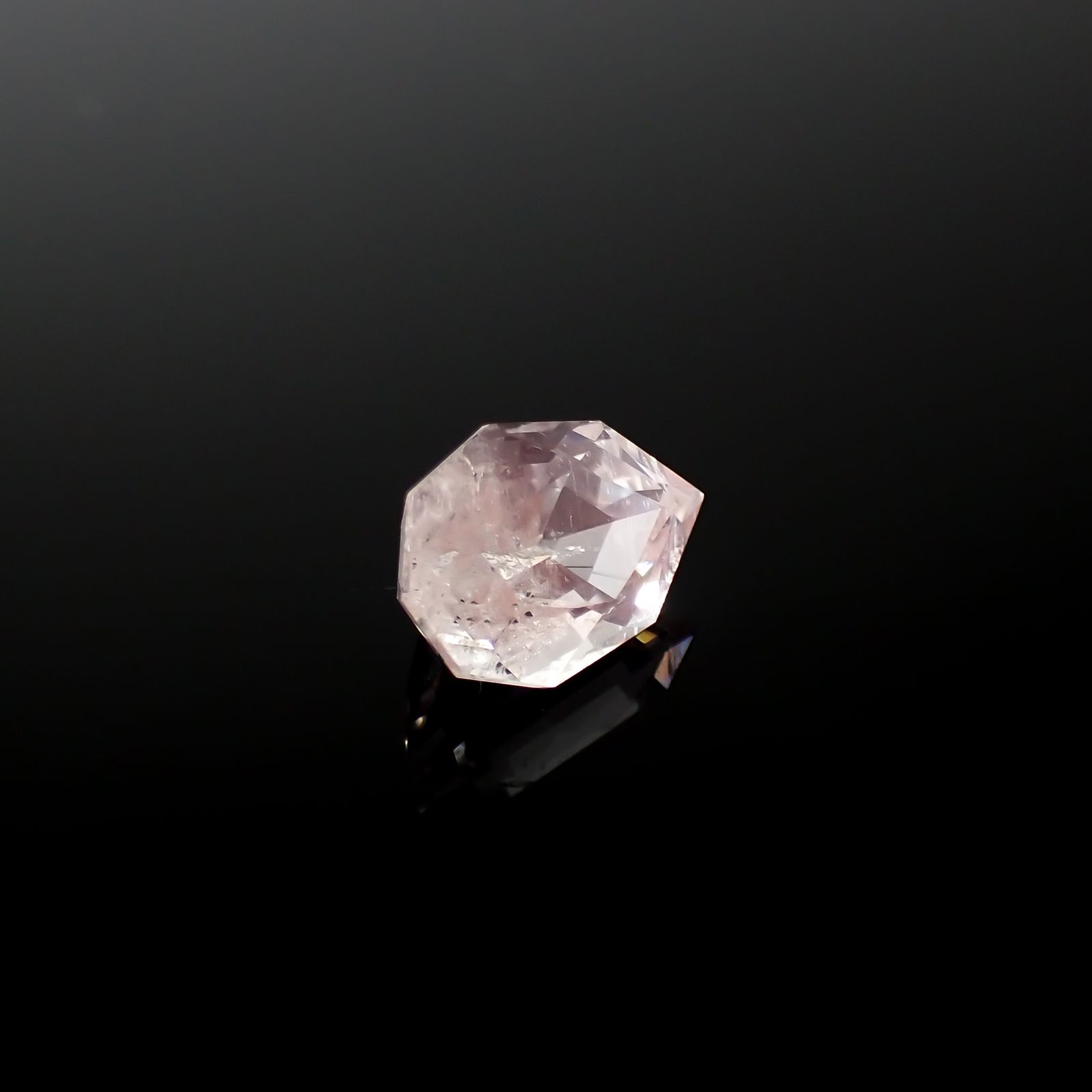 ◇カスタムカット◇ピンクエンジェルラダー マダガスカル産 2.45ct[240125432]10.6x7.5mm前後