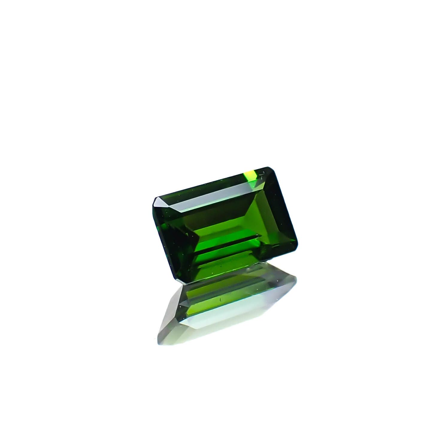 クロムダイオプサイド(宝石名クロム・ダイオプサイド)ロシア産 0.66ct 識別済[250430280]6.2x4mm前後