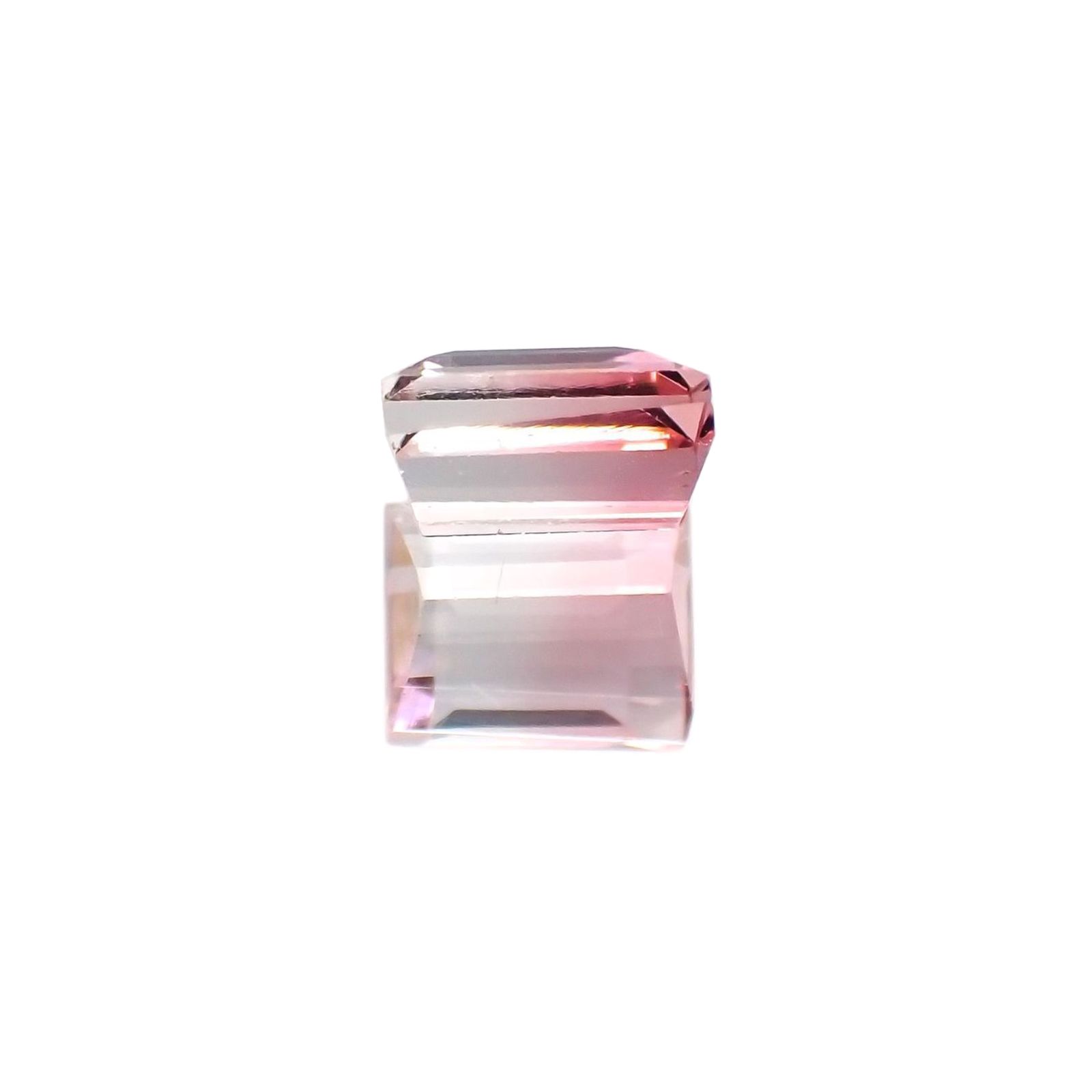 バイカラートルマリン(宝石名バイカラー・トルマリン)ブラジル産 0.86ct 識別済[230622374]5.9x4.6mm前後
