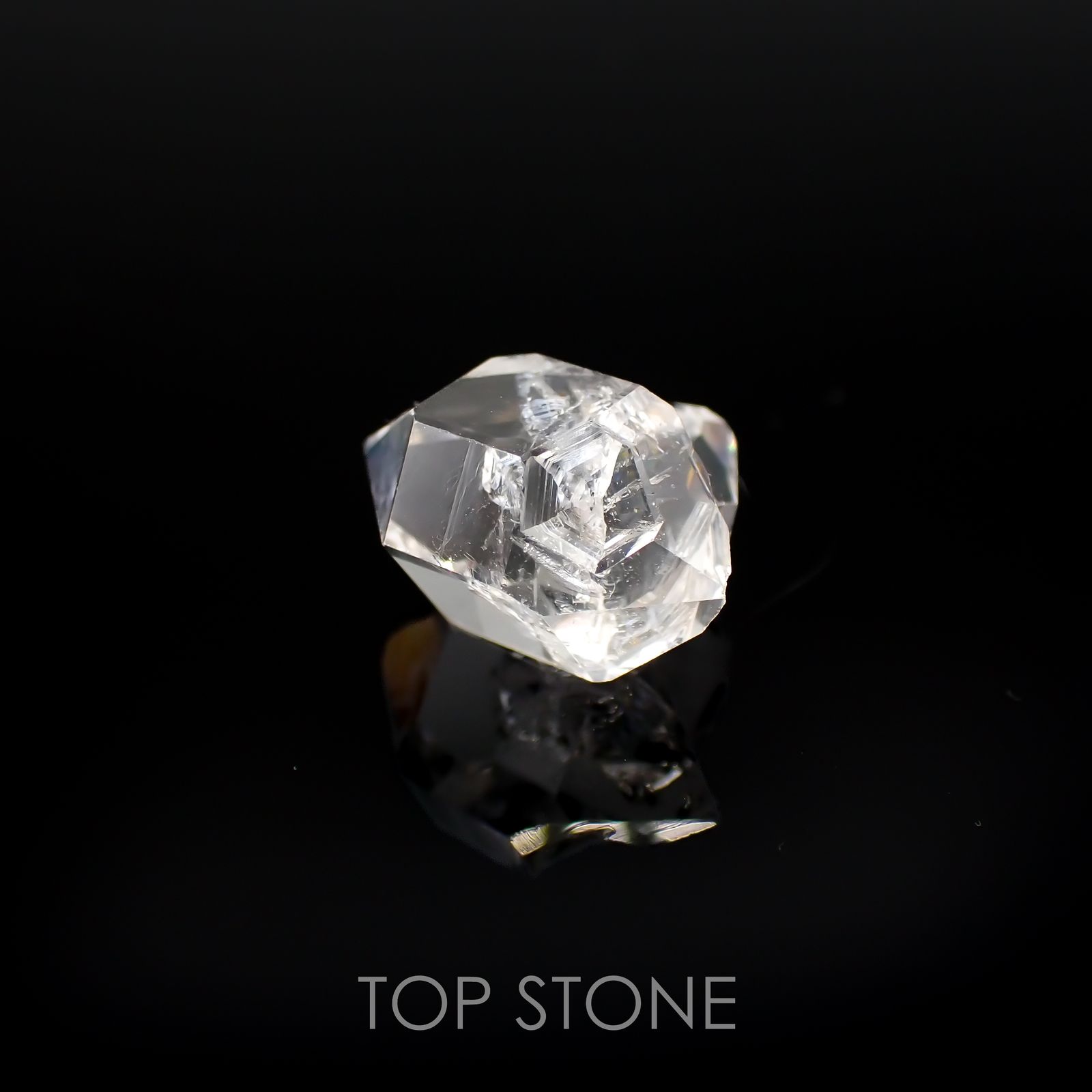 ハーキマーダイヤモンド 原石 アメリカ・ニューヨーク州産 3.97ct[220817376]12.1x10.5mm前後