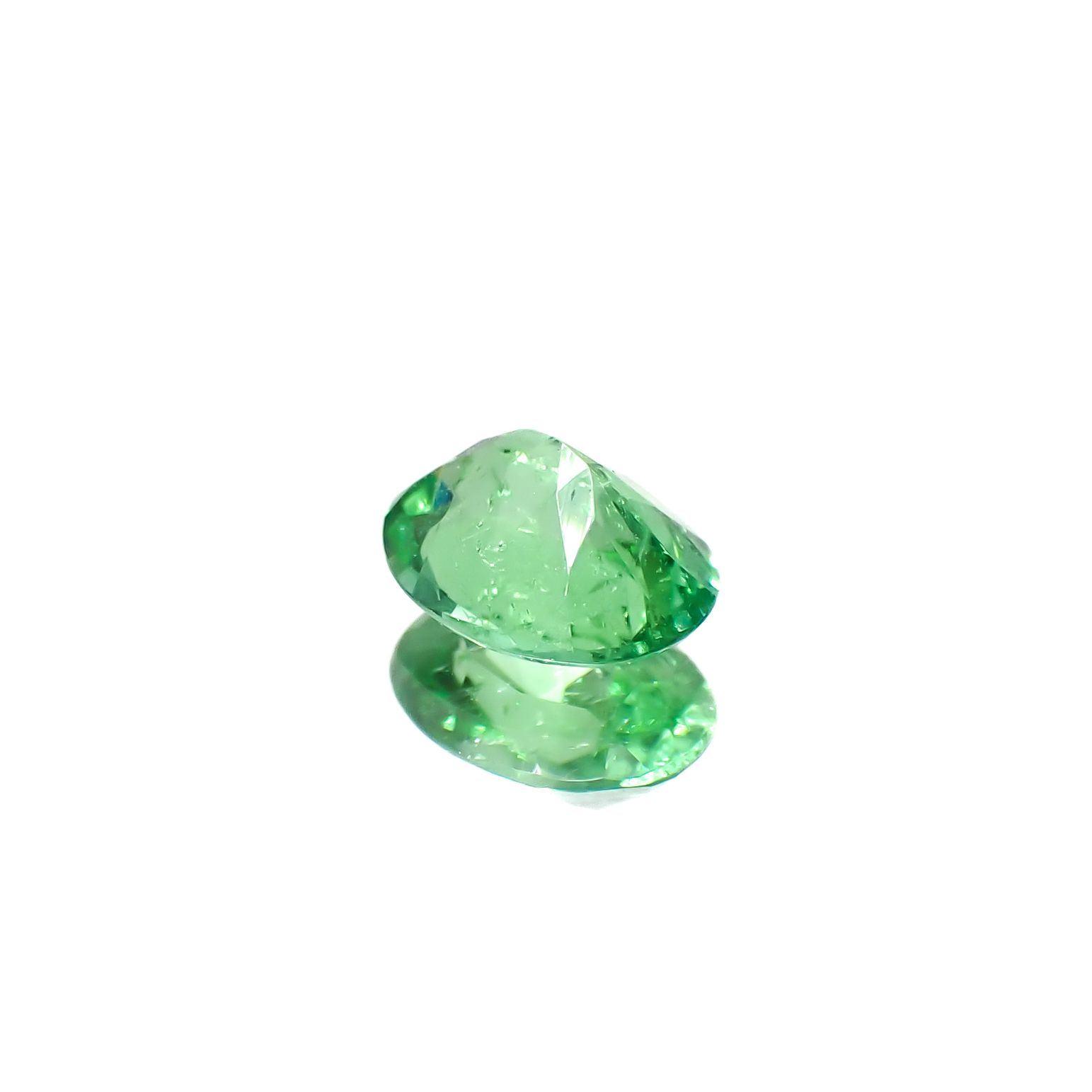 パライバトルマリン ブラジル・パライバ州バターリャ鉱山産 0.49ct[240928735]5.9x4.5mm前後