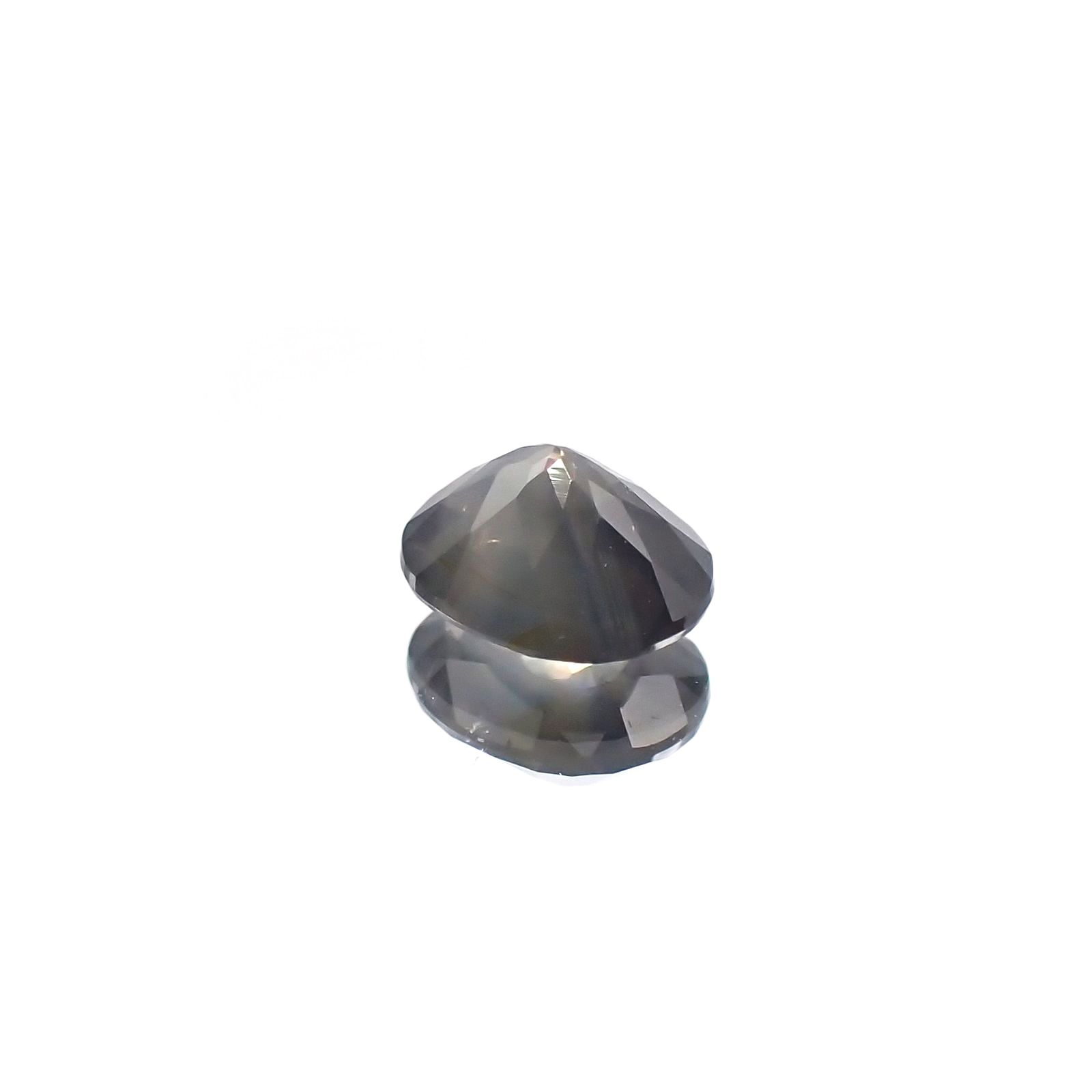 ゴールドシーンサファイア非加熱(宝石名シーン・サファイア) ケニア産 0.94ct 識別済[250711630]6.4×5.1mm前後